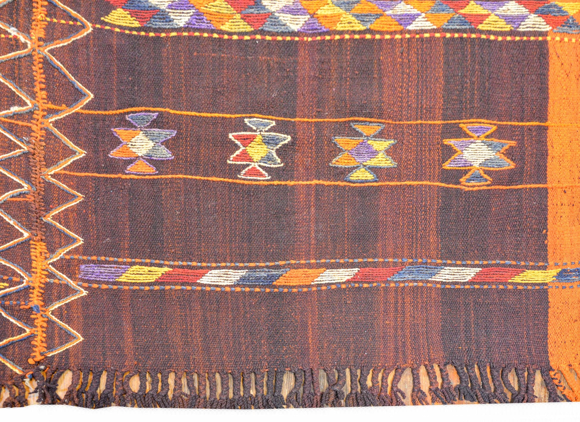 Bold Vintage Mid-20th Century Anatolian Kilim Rug For Sale