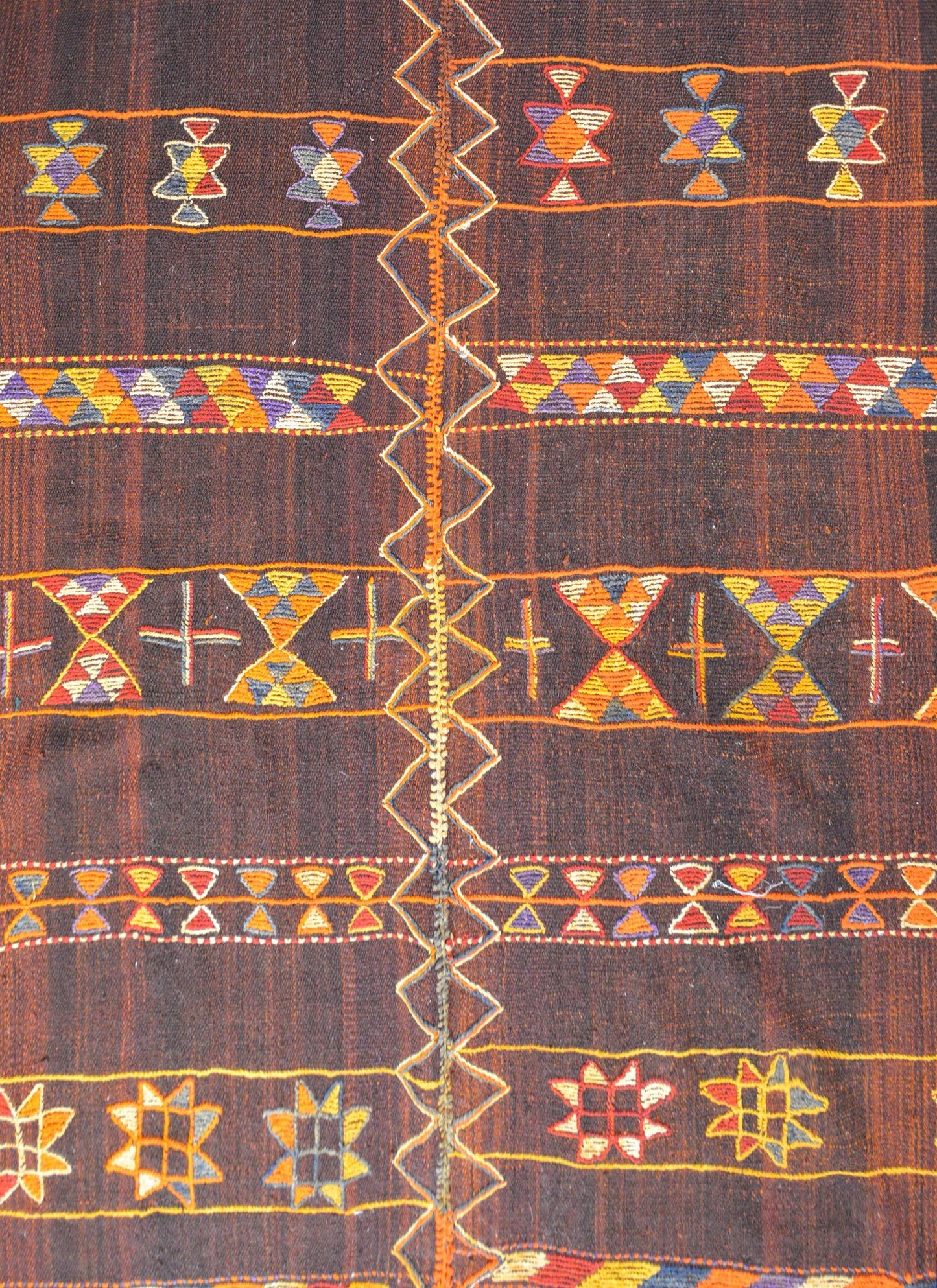 Bold Vintage Mid-20th Century Anatolian Kilim Rug For Sale
