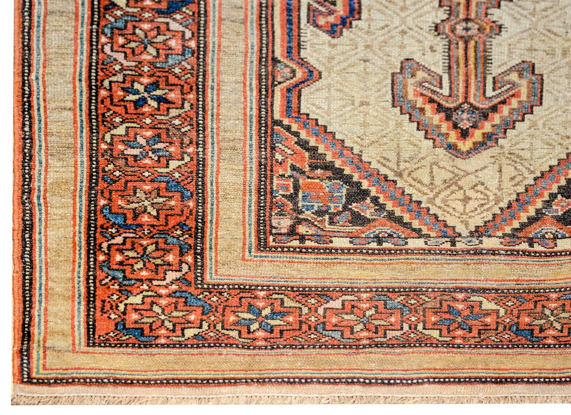 Gorgeous Late 19th Century Serab Rug For Sale