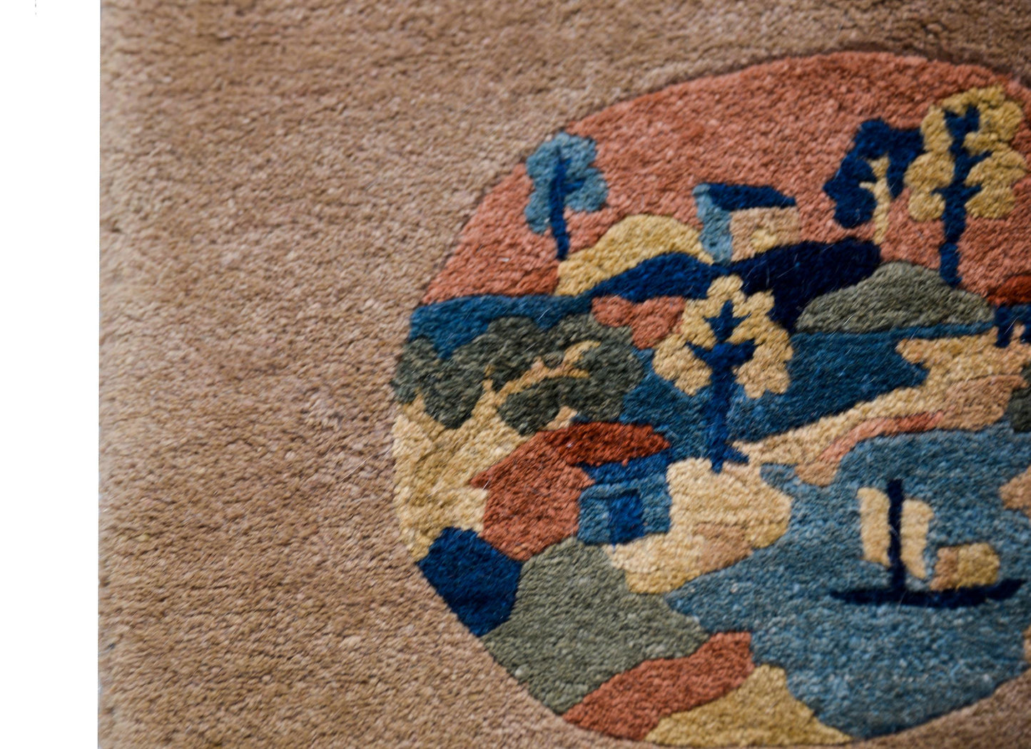 Early 20th Century Chinese Art Deco Rug For Sale