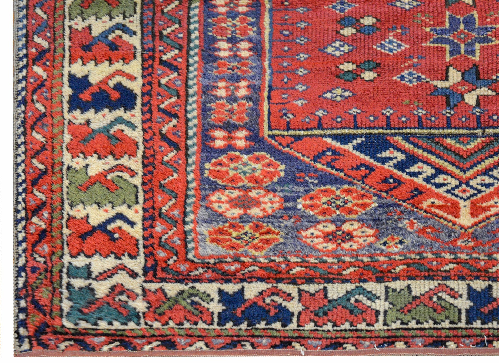 Early 20th Century Sparta Rug For Sale