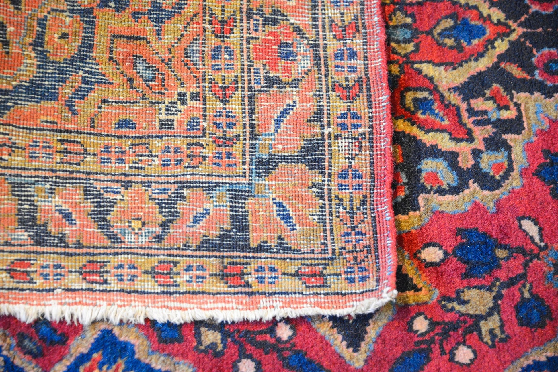 Unusual Early 20th Century Sarouk Rug For Sale