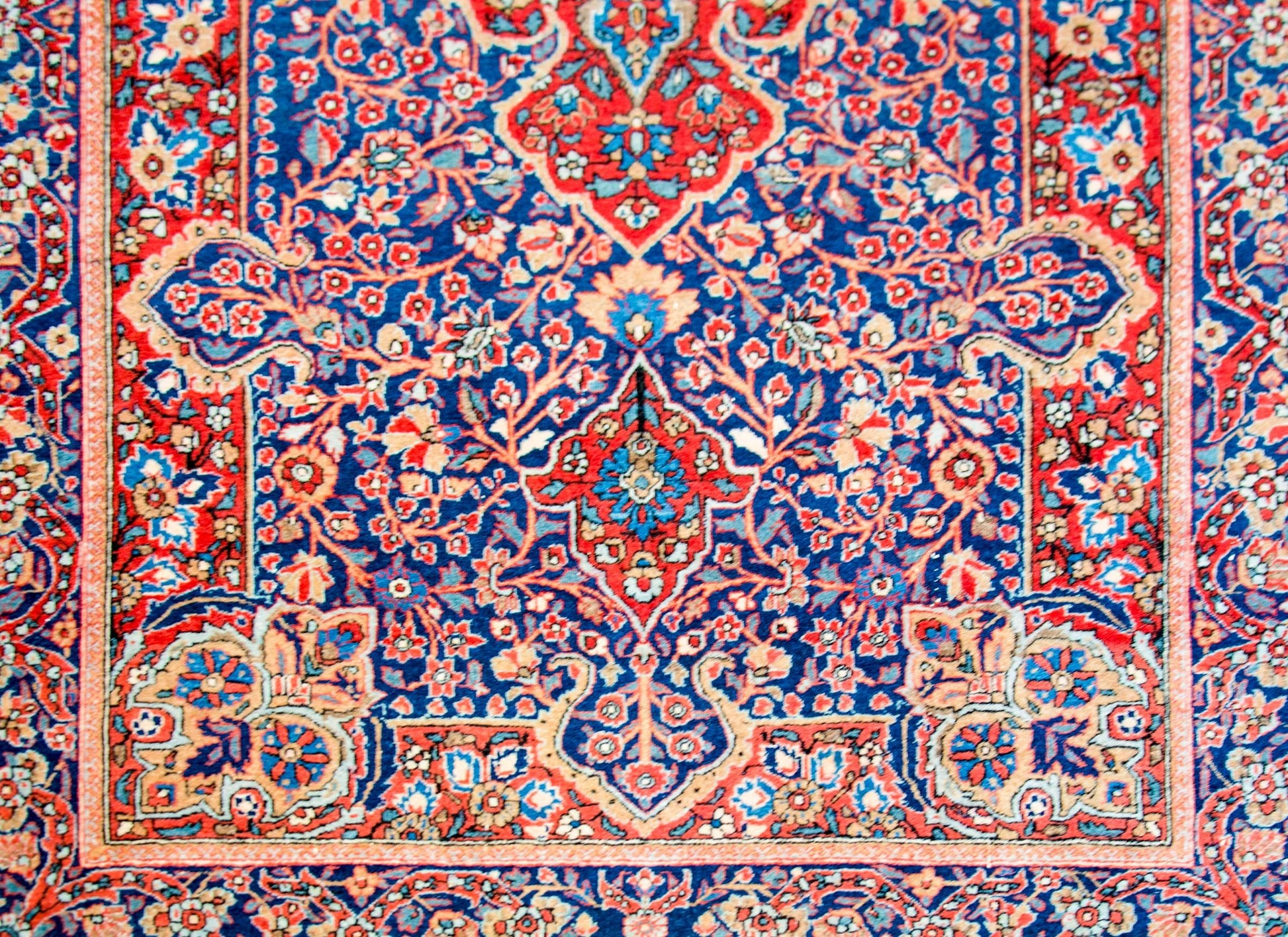 Exceptional Early 20th Century Kashan Rug For Sale