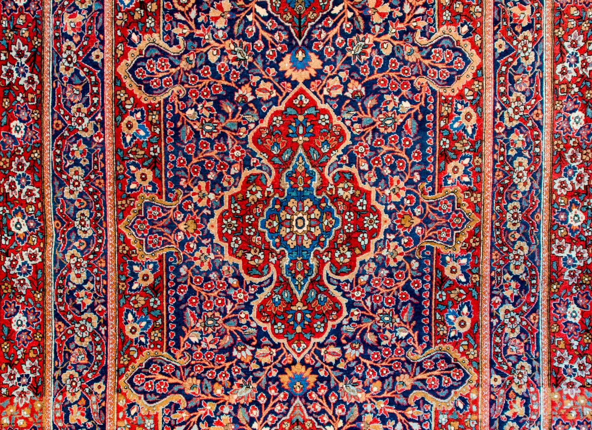 Exceptional Early 20th Century Kashan Rug For Sale
