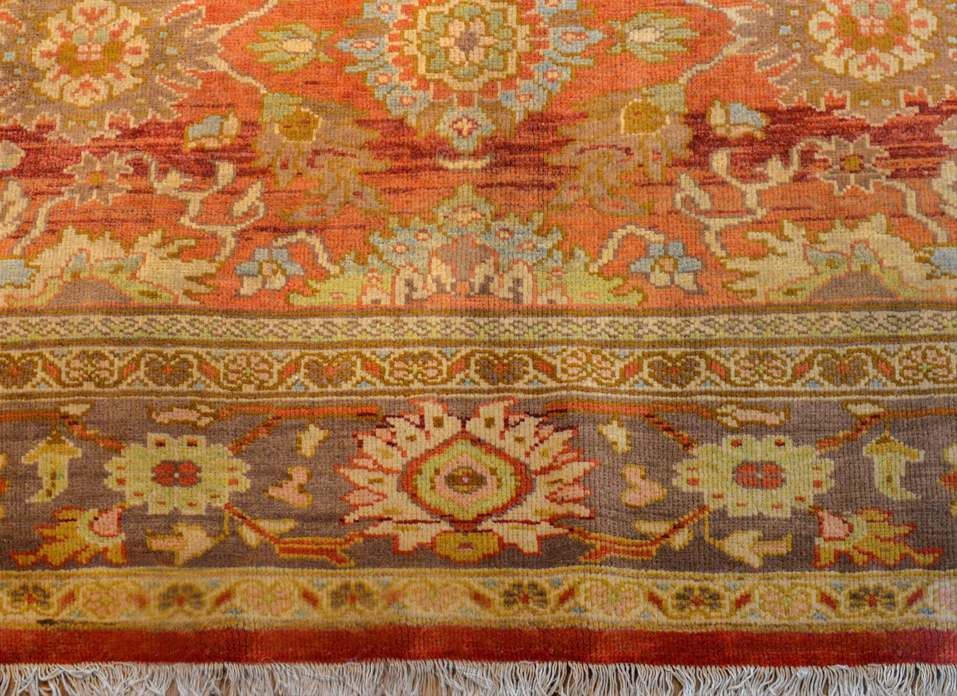Extraordinary Vintage Sultanabad Rug For Sale
