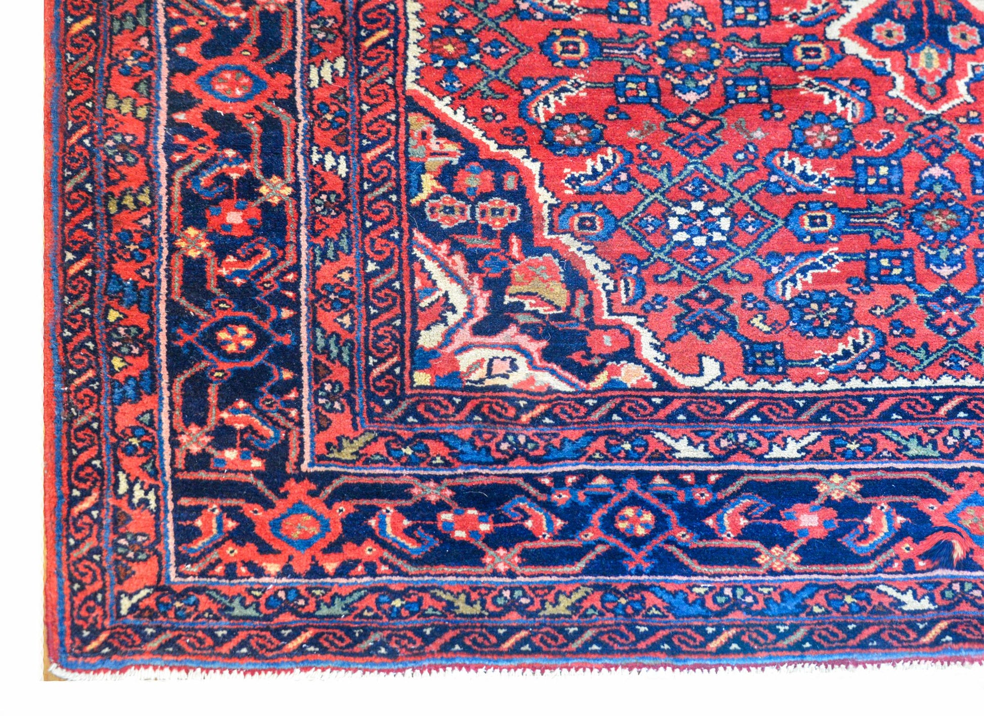 Early 20th Century Malayer Rug For Sale
