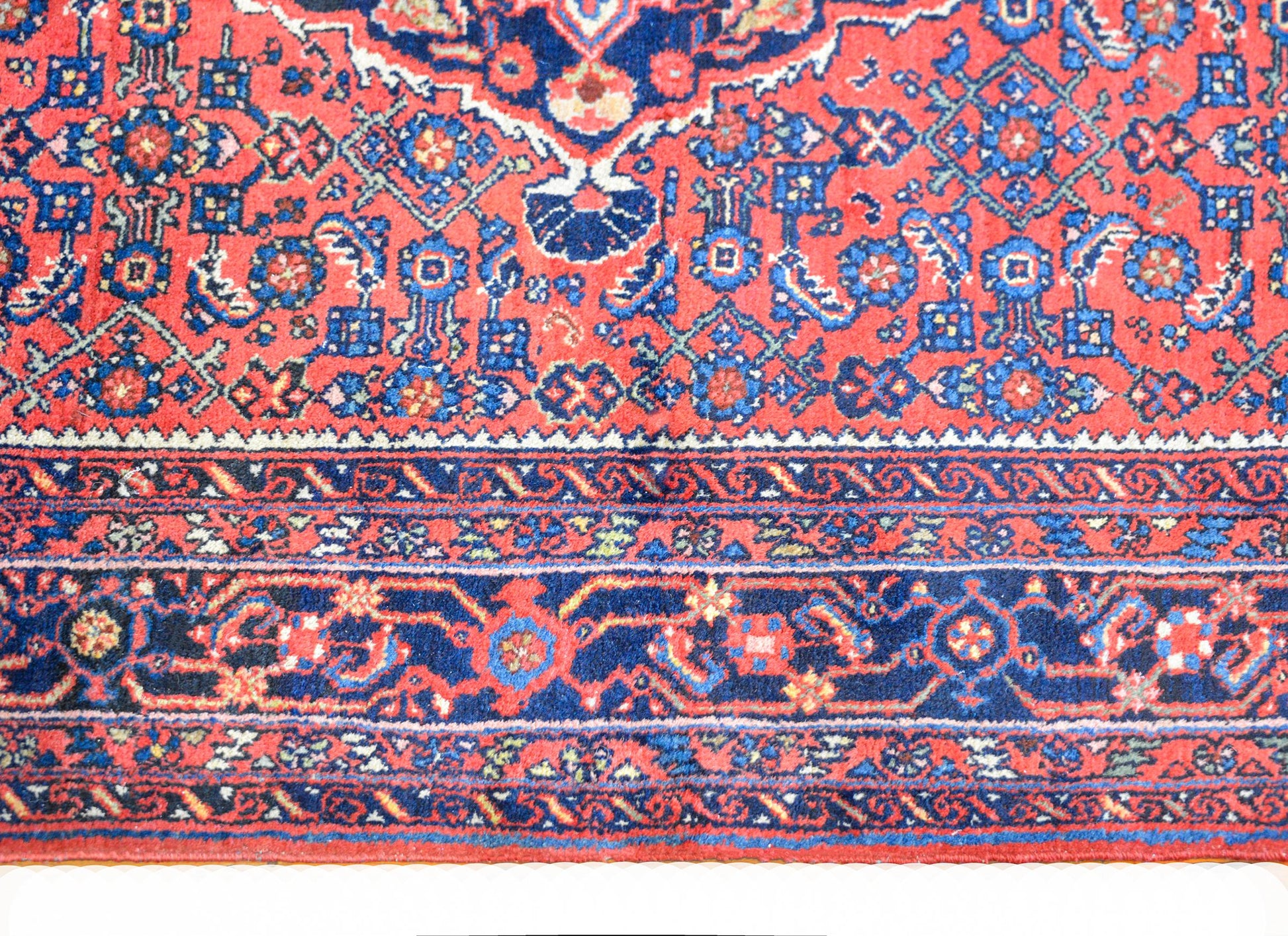 Early 20th Century Malayer Rug For Sale