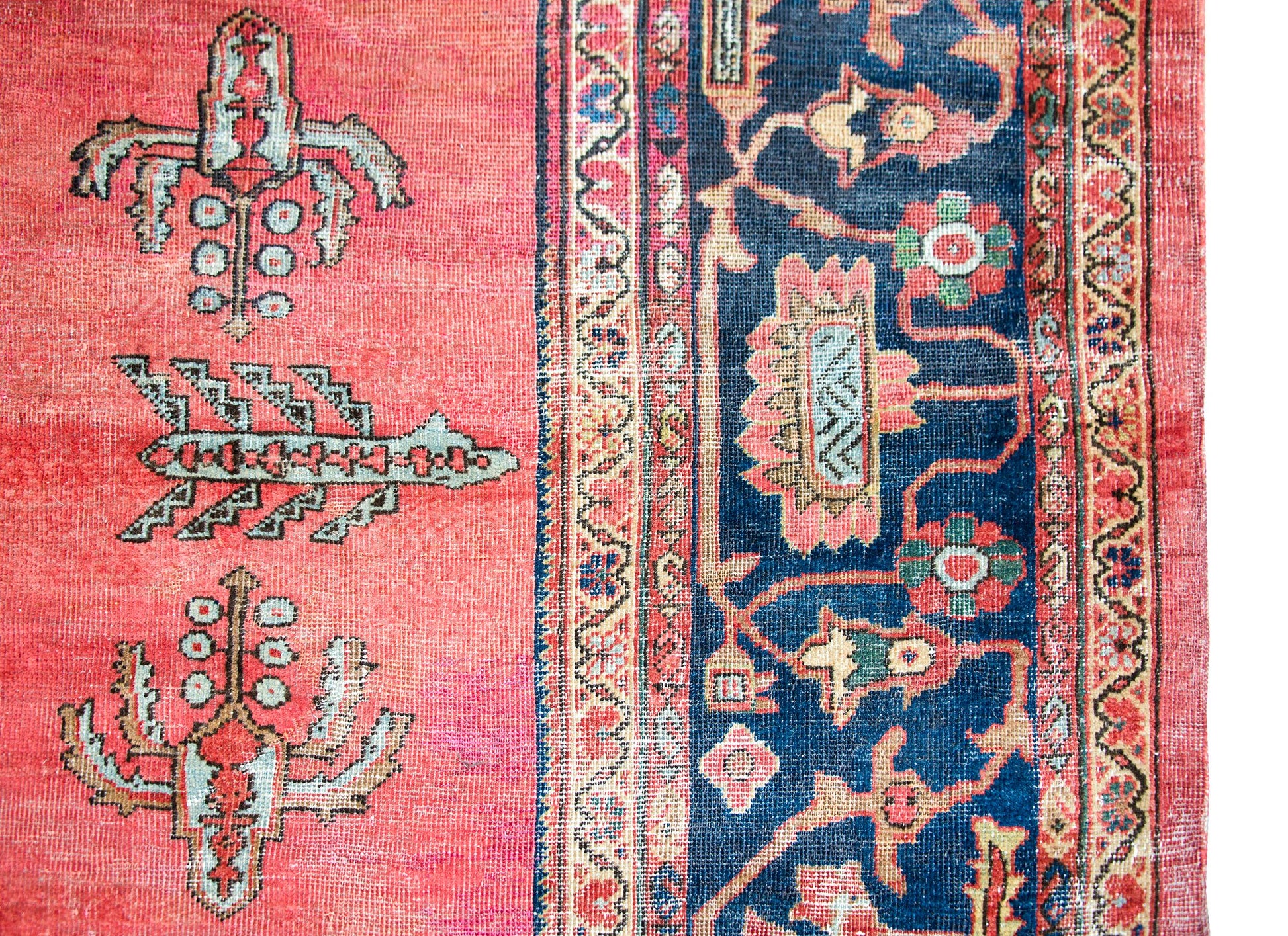 Early 20th Century Persian Sultanabad Rug For Sale