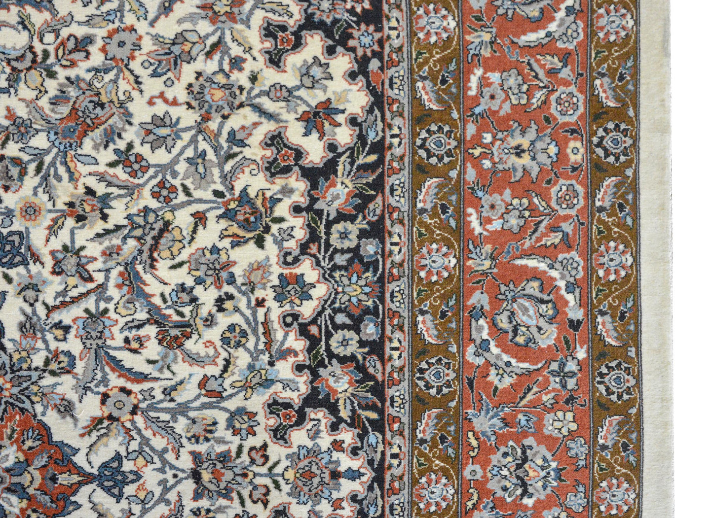 Vintage Tabriz Rug For Sale