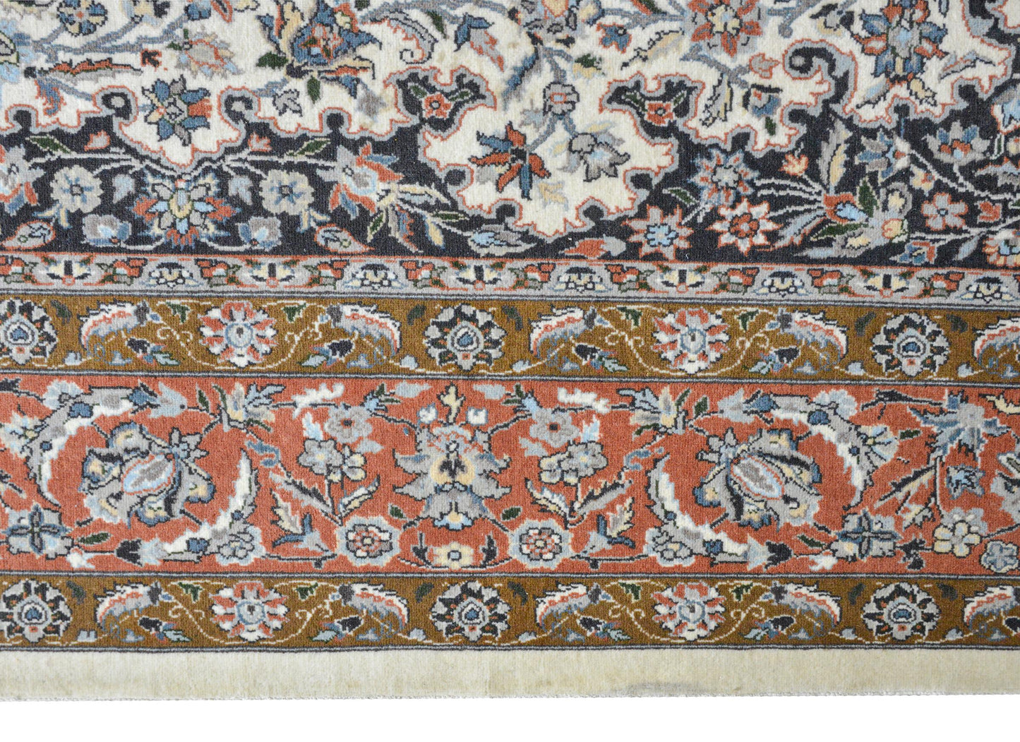 Vintage Tabriz Rug For Sale