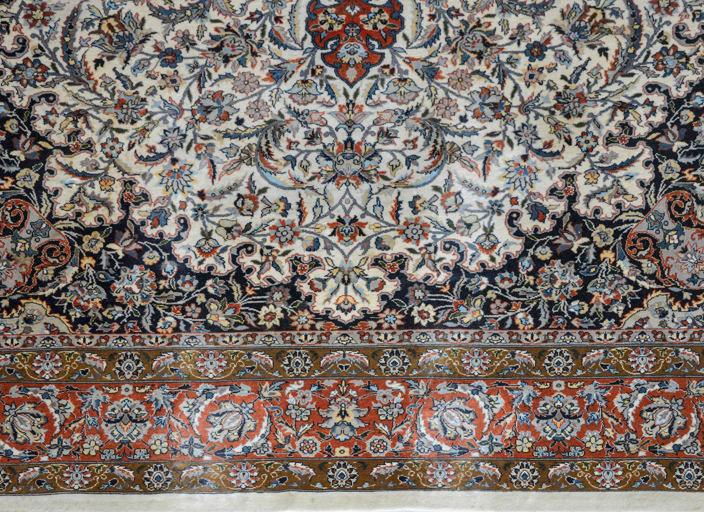 Vintage Tabriz Rug For Sale