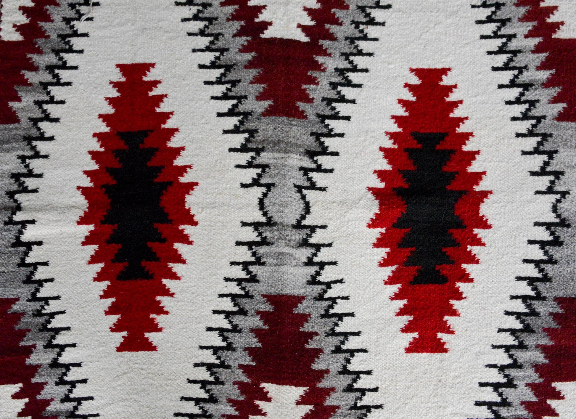 Early 20th Century Navajo Rug For Sale