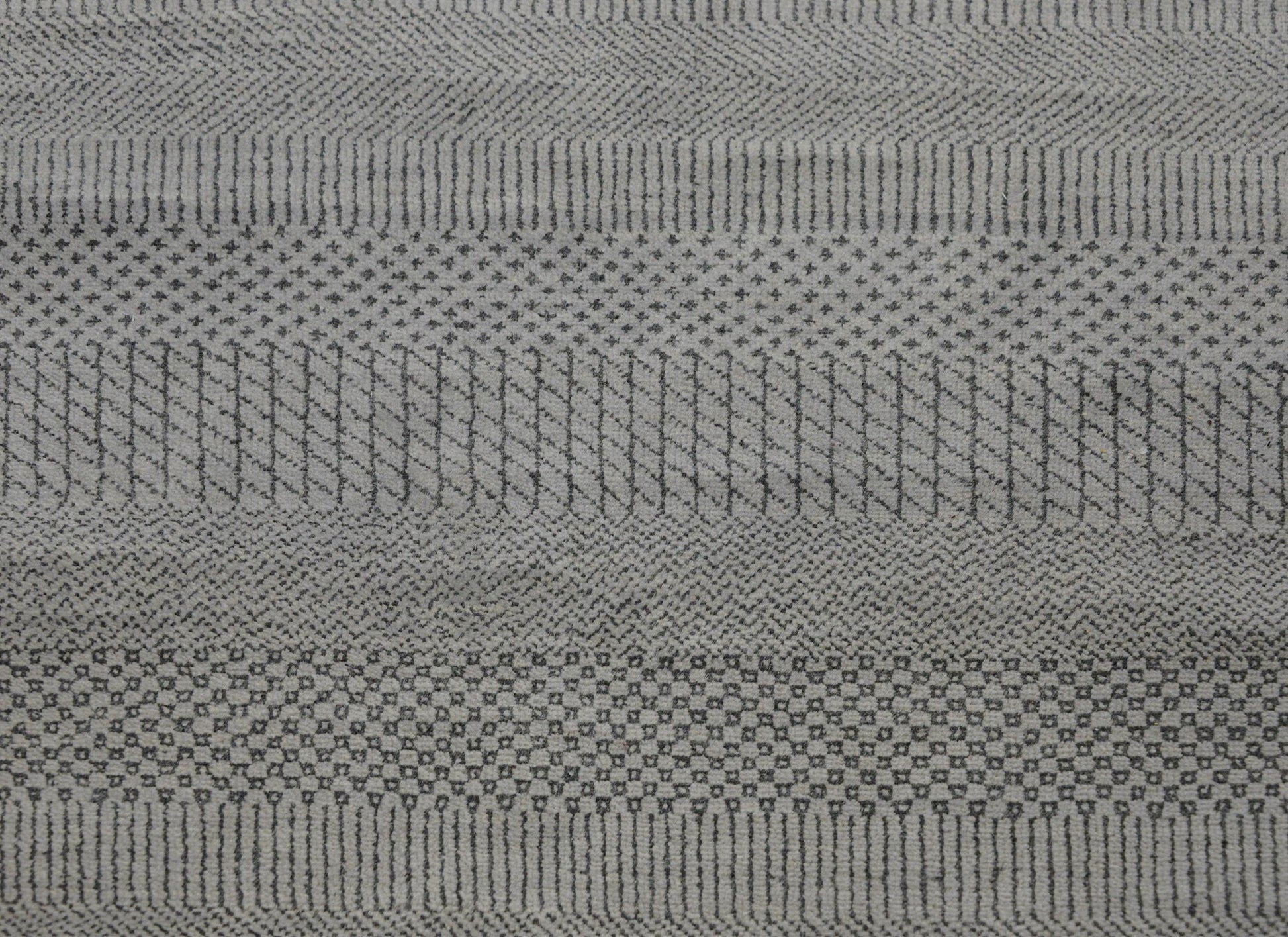 Chic Contemporary Rug For Sale