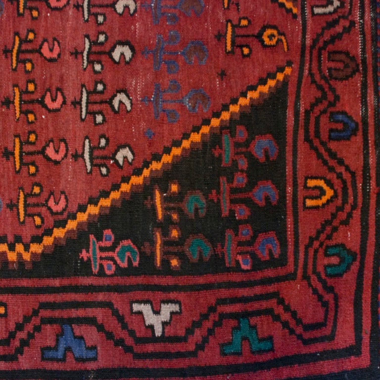 Early 20th Century Zanjan Kilim Carpet For Sale