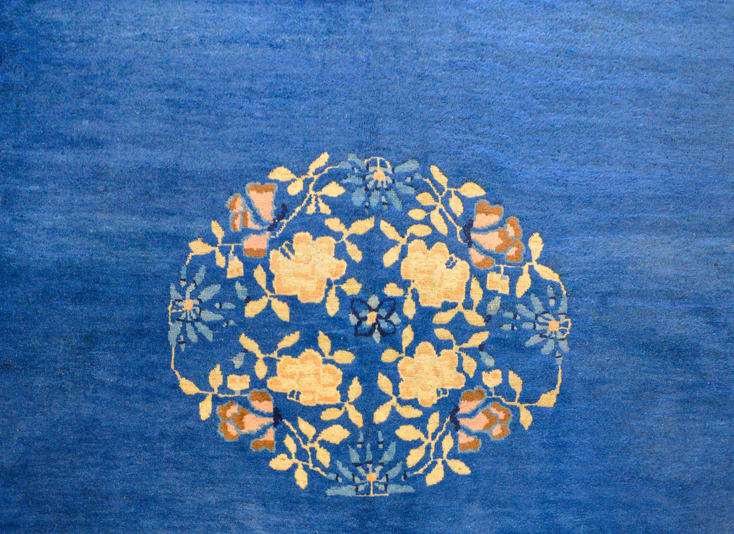 Gorgeous Early 20th Century Peking Rug For Sale
