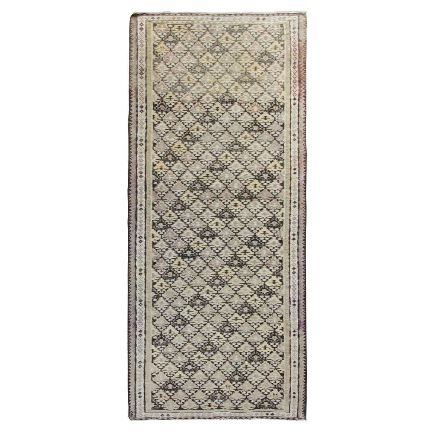 Early 20th Century Persian Qazvin Kilim Rug For Sale