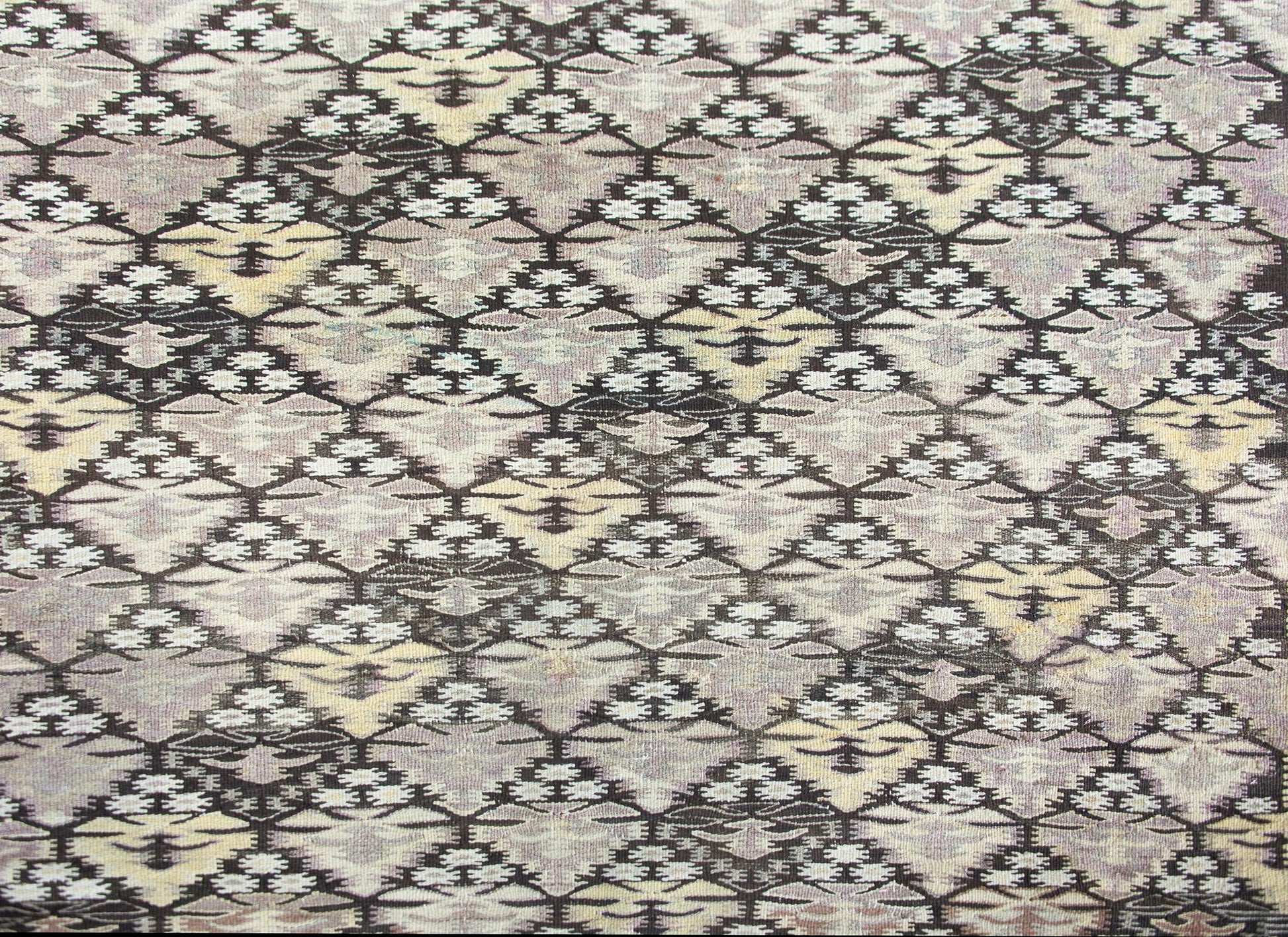 Early 20th Century Persian Qazvin Kilim Rug For Sale