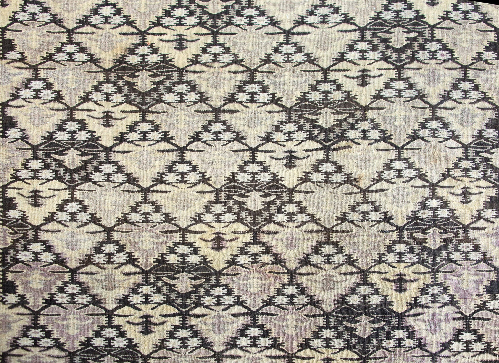 Early 20th Century Persian Qazvin Kilim Rug For Sale