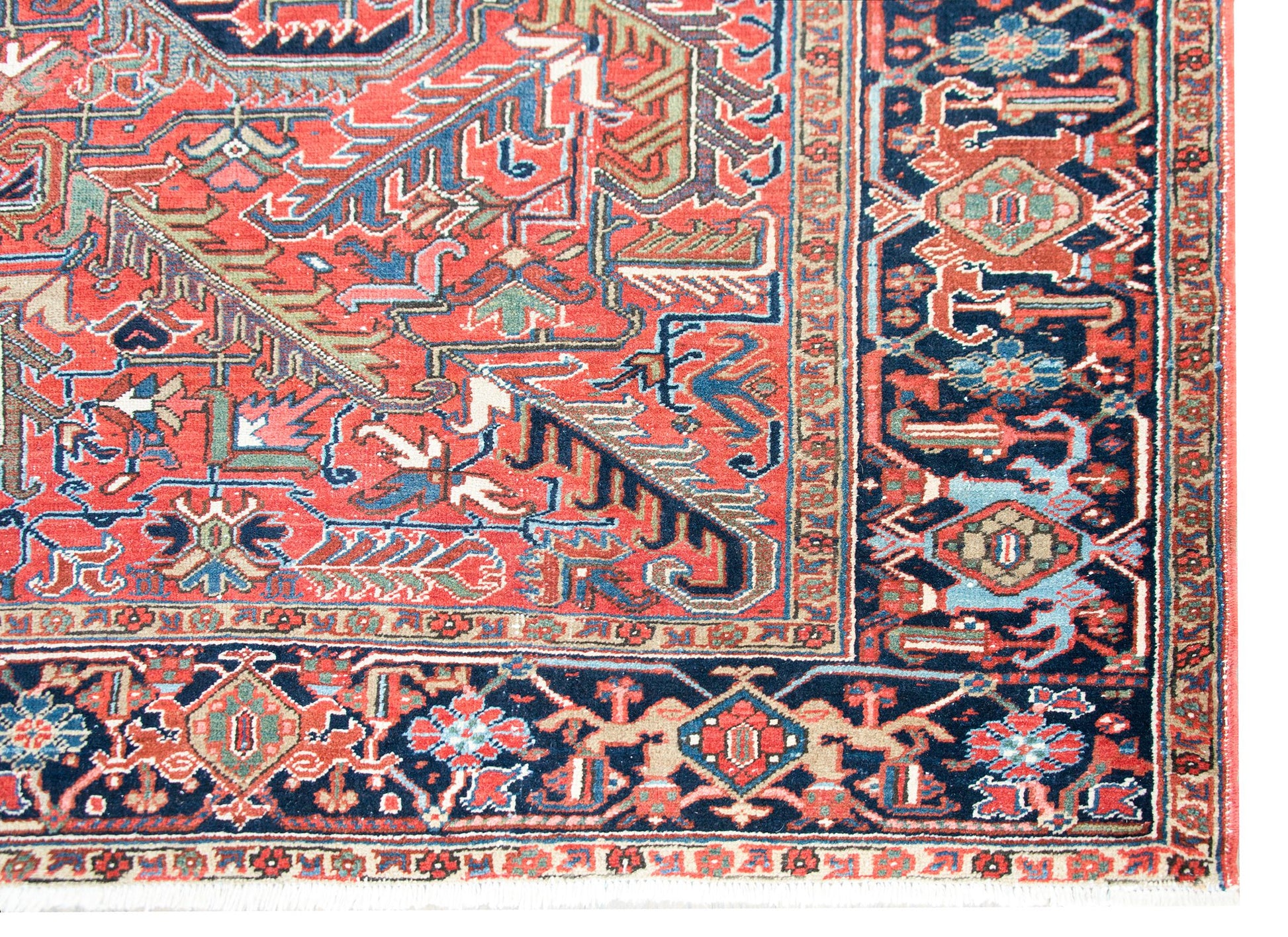 Early 20th Century Persian Heriz Rug For Sale