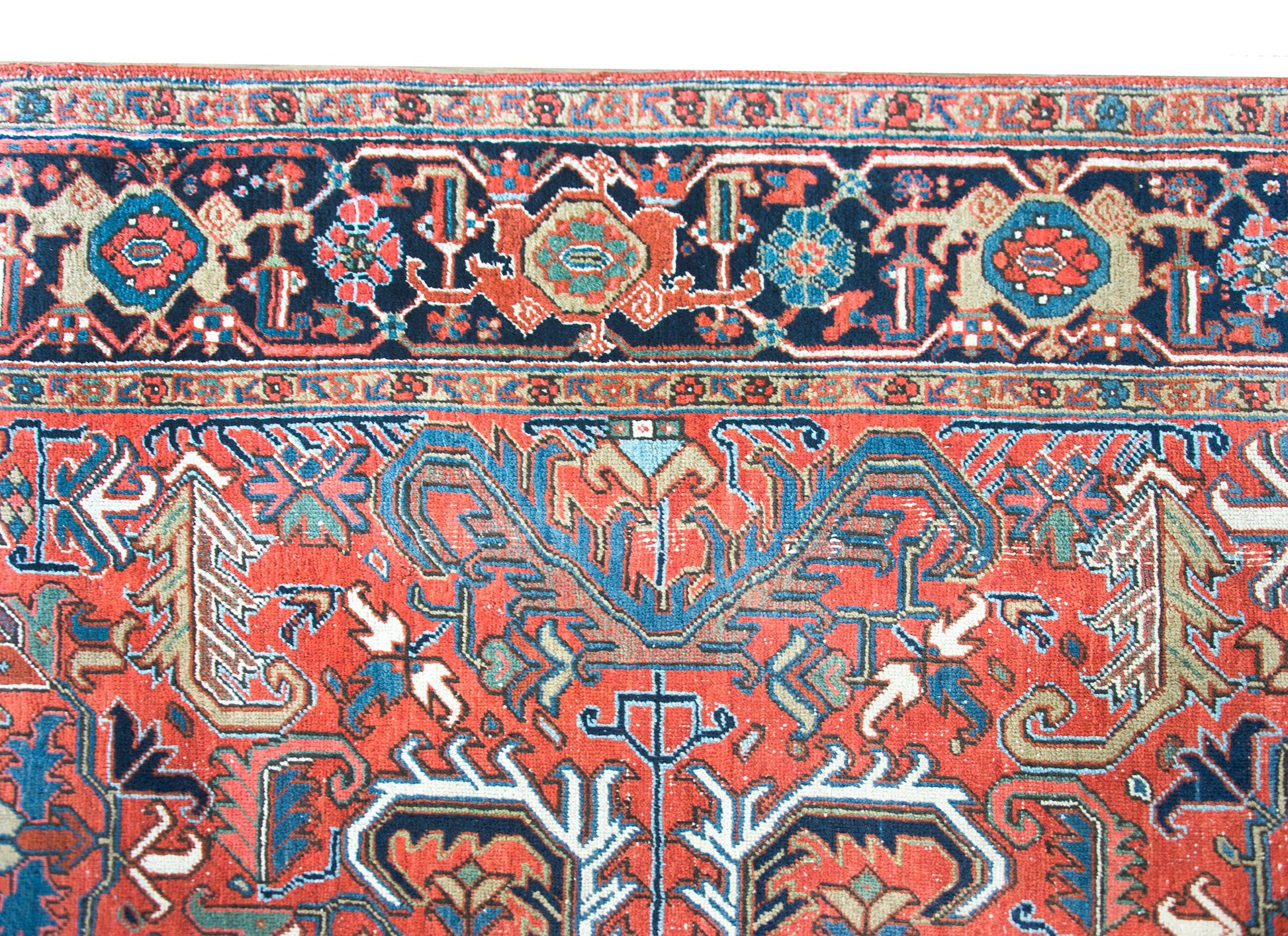 Early 20th Century Persian Heriz Rug For Sale