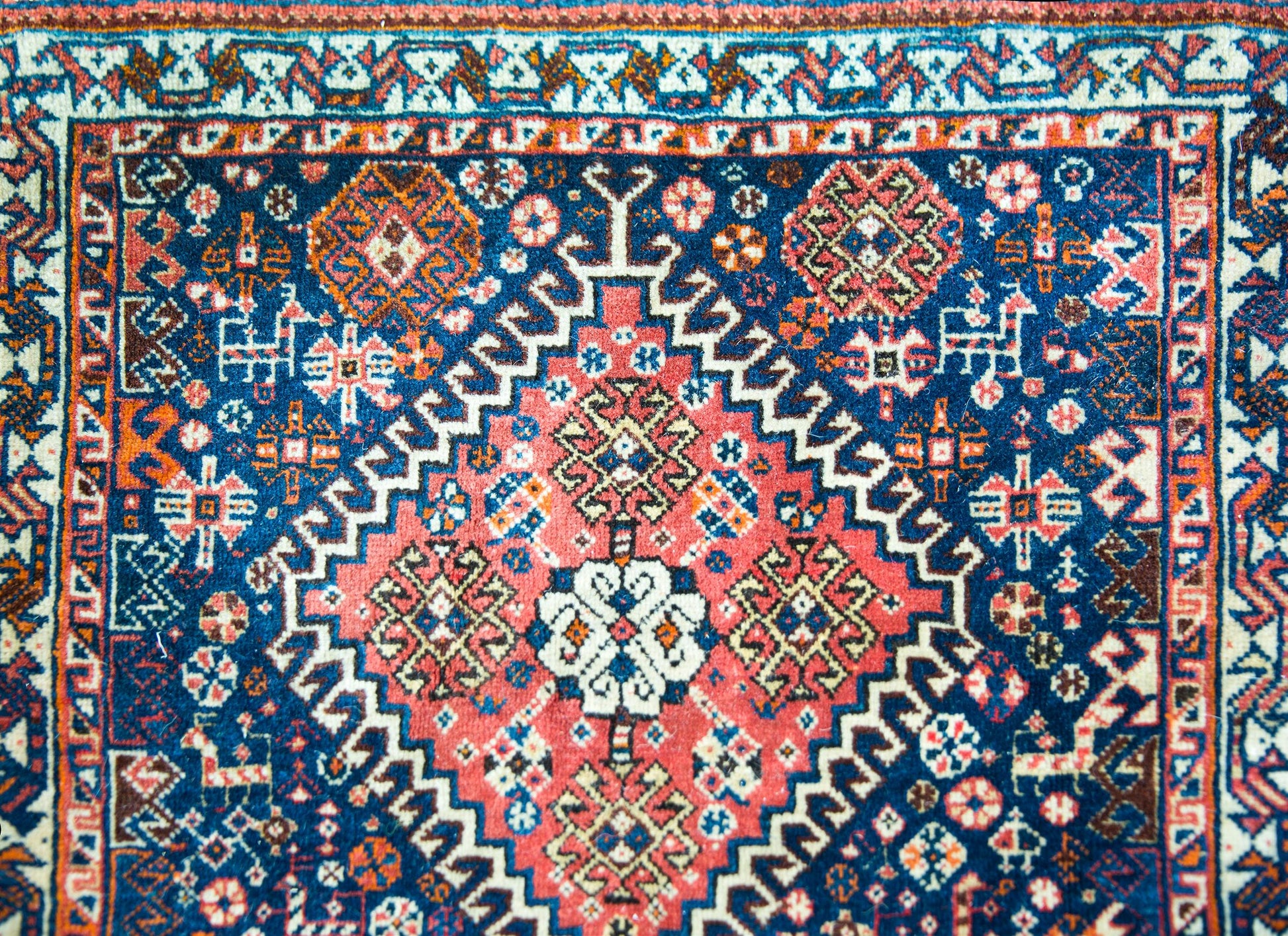 Early 20th Century Persian Afshar Rug For Sale