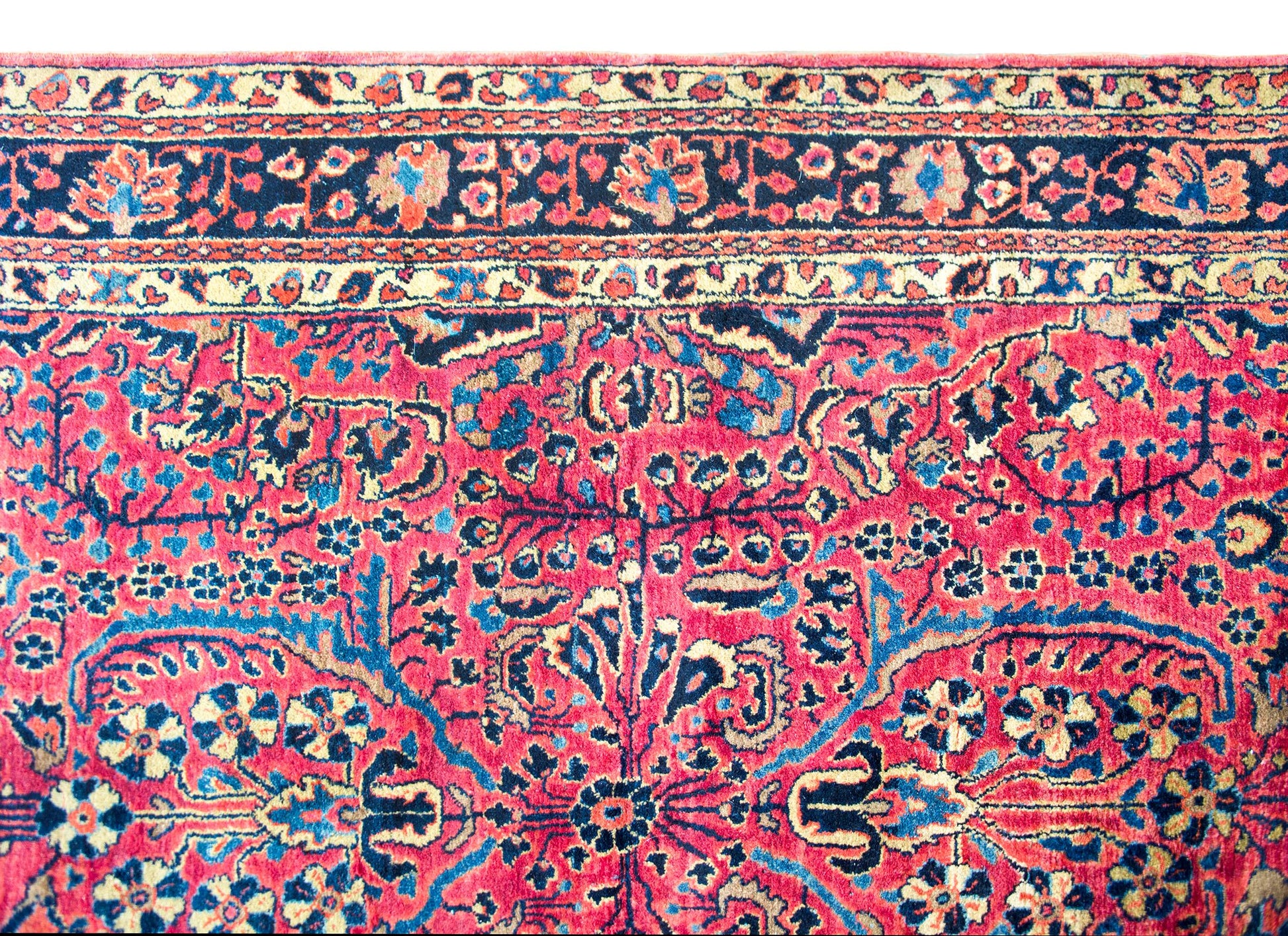 Early 20th Century Persian Sarouk Rug For Sale