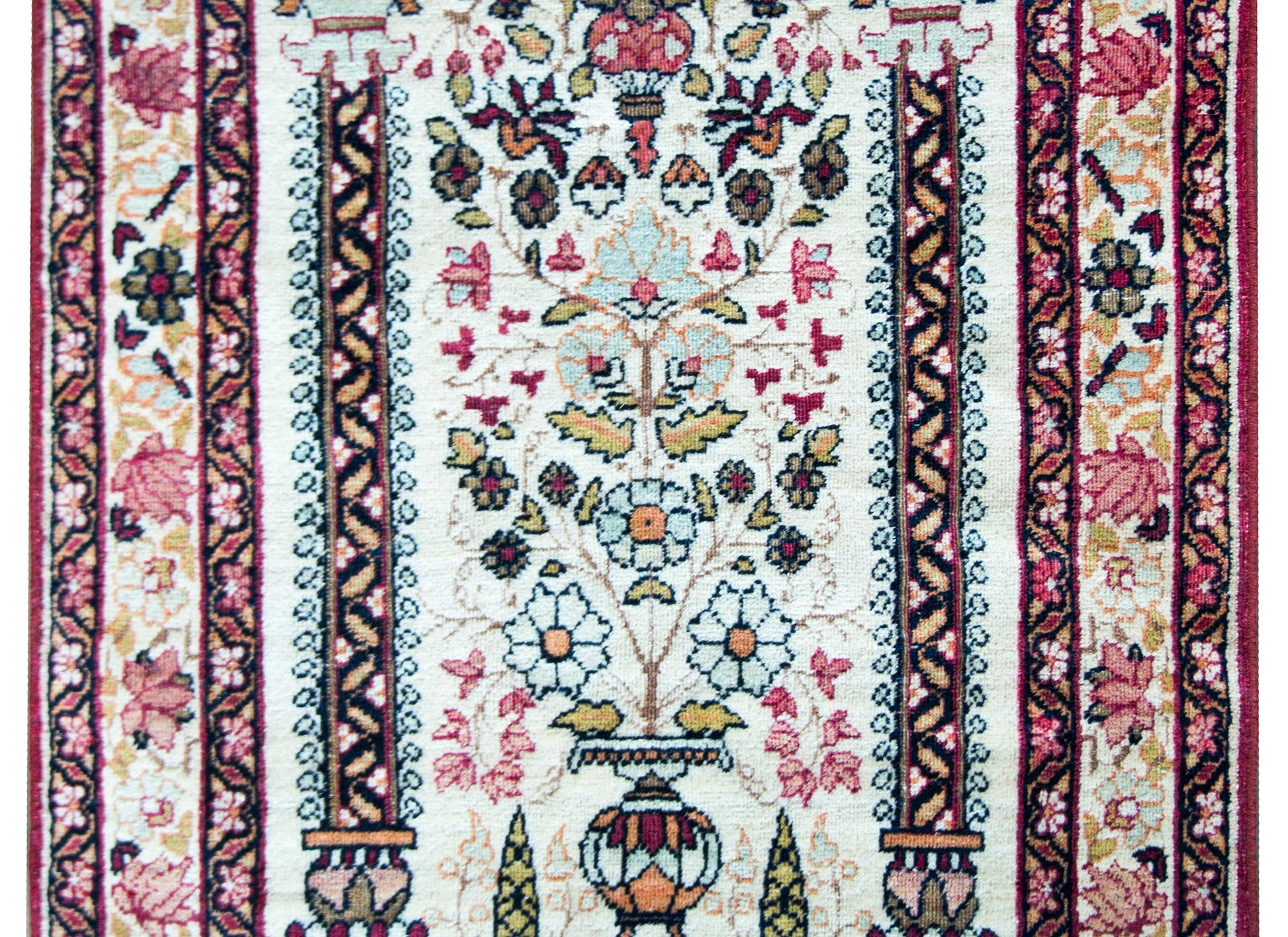 Early 20th Century Kirman Rug For Sale