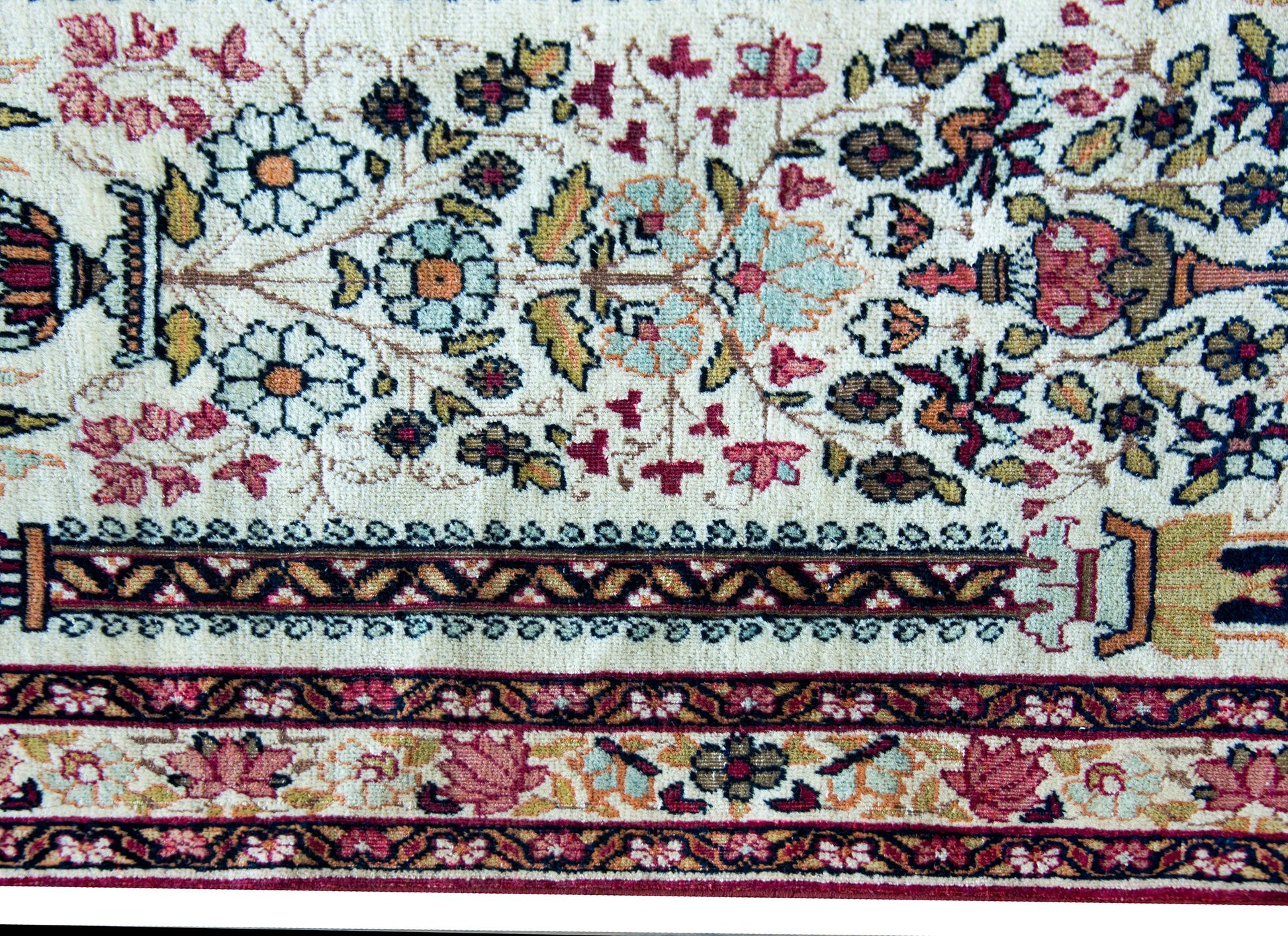 Early 20th Century Kirman Rug For Sale