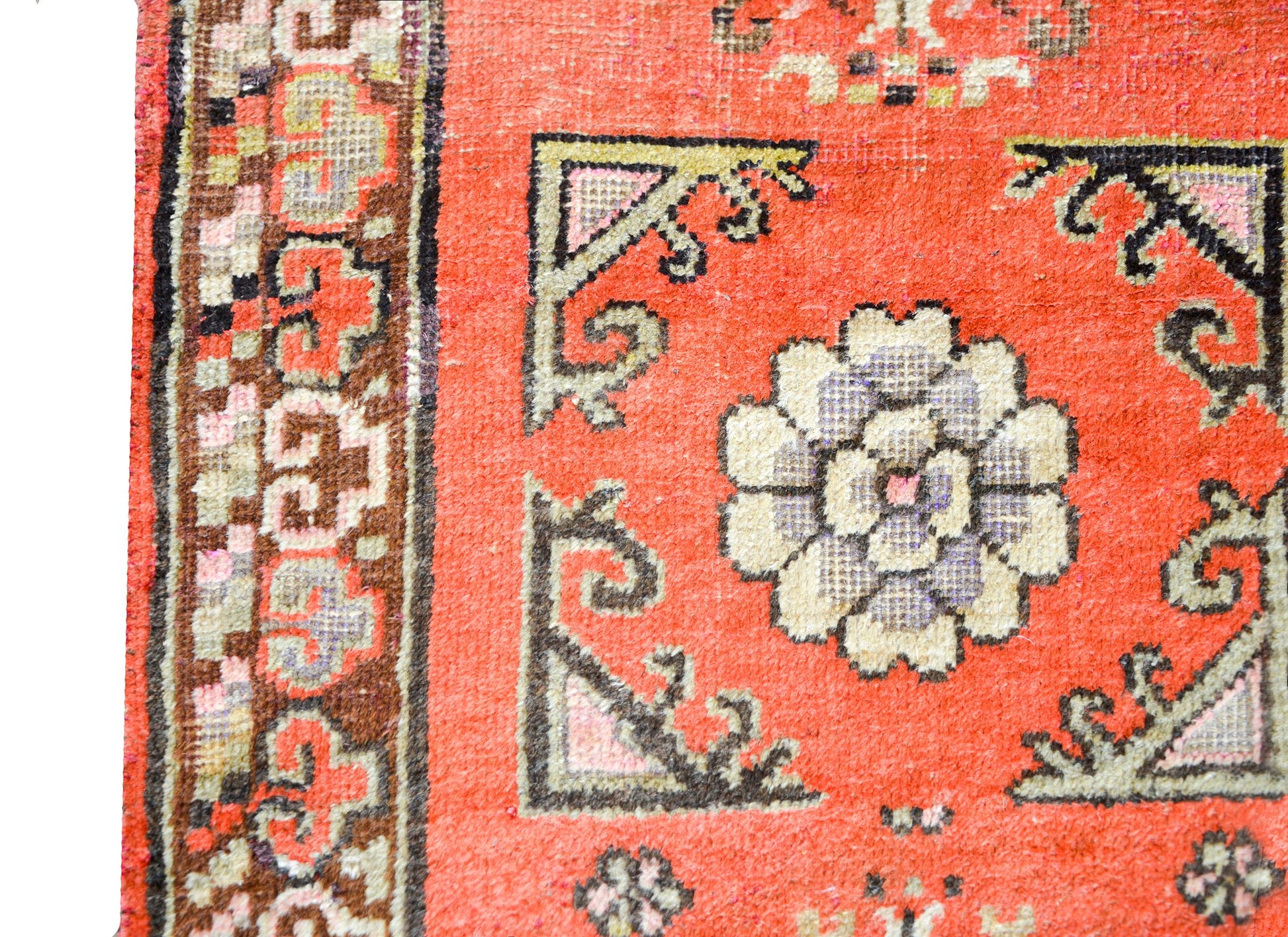 Early 20th Century Khotan Rug For Sale
