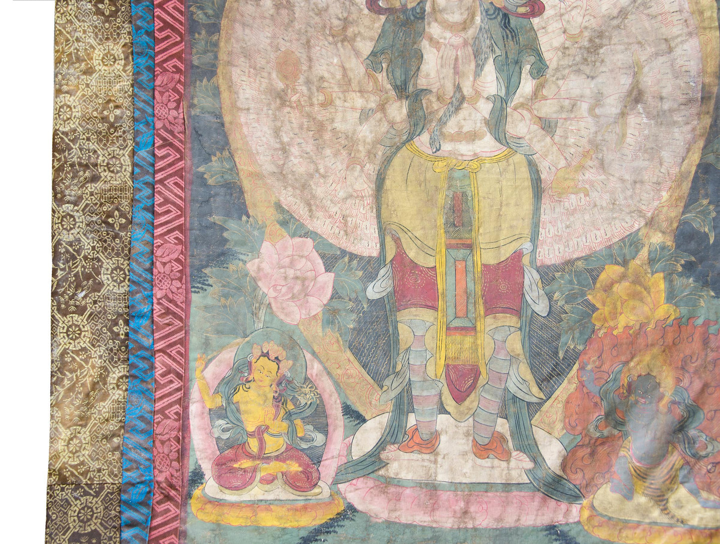 Late 19th Century Tibetan Thangka Depicting Sitatapattra For Sale