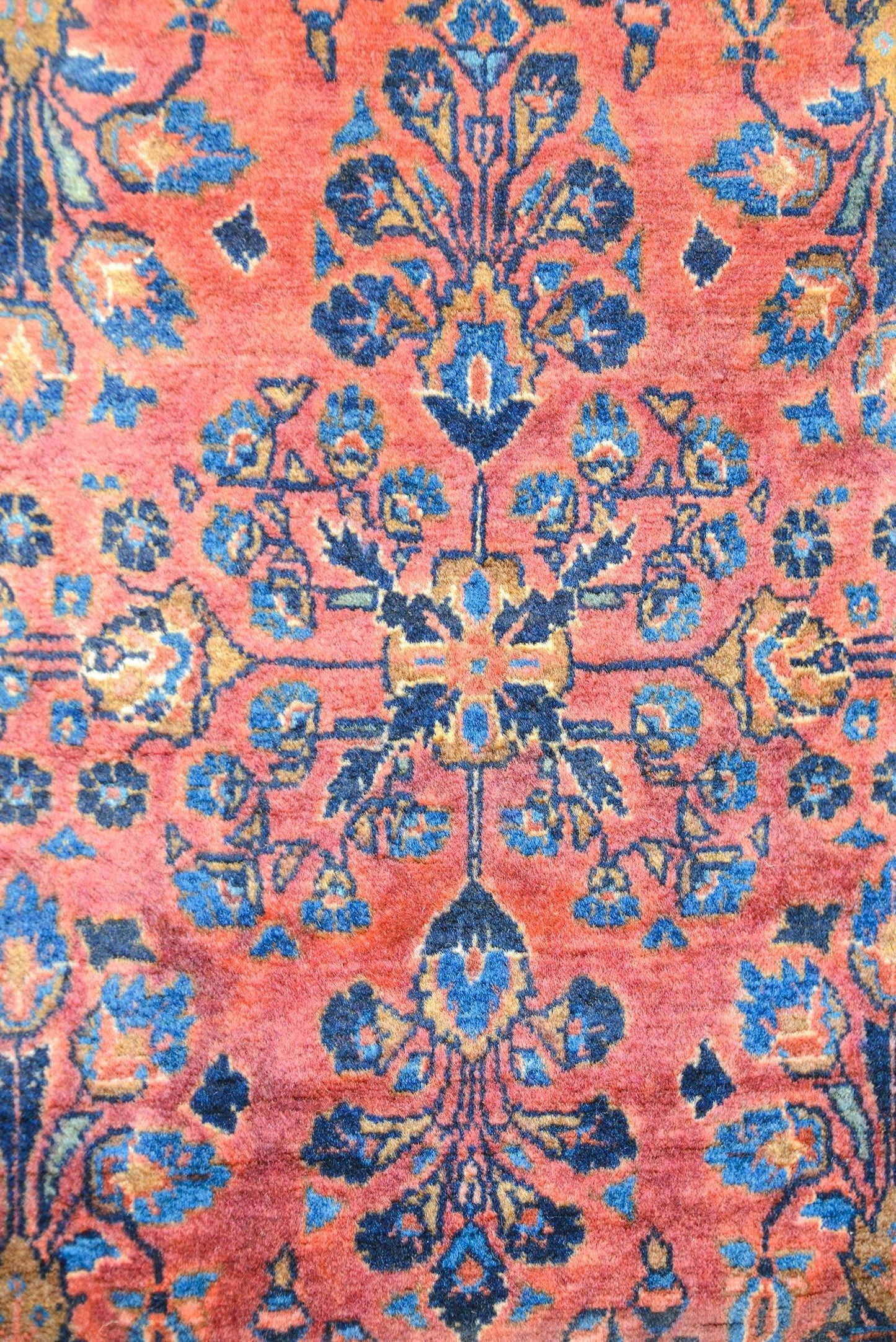 Beautiful 19th Century Kashan Rug For Sale