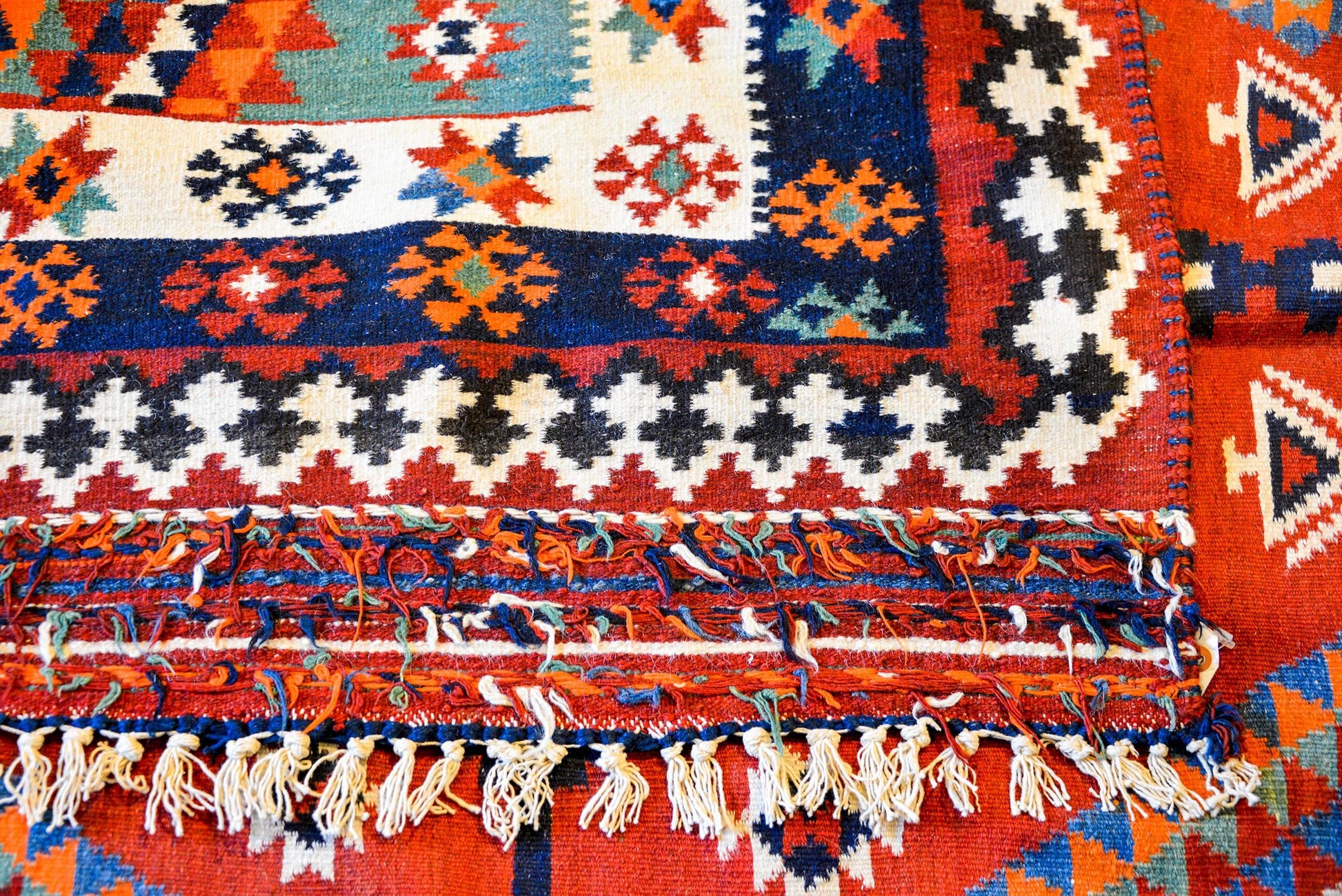 Mid-20th Century Harsin Kilim Rug For Sale