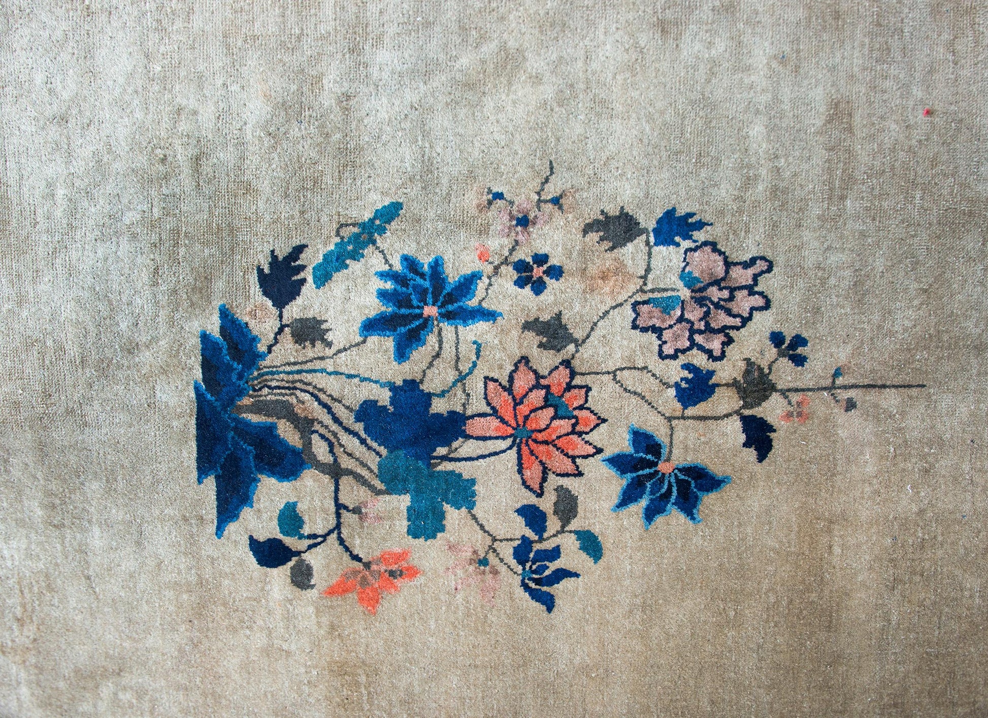 Early 20th Century Chinese Feti Rug  For Sale