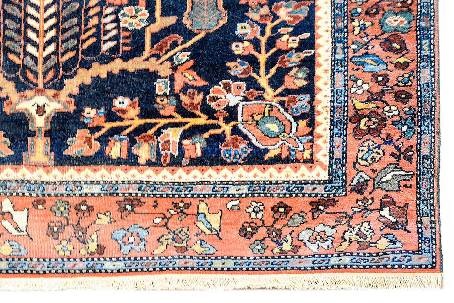 Amazing Early 20th Century Sarouk Rug For Sale