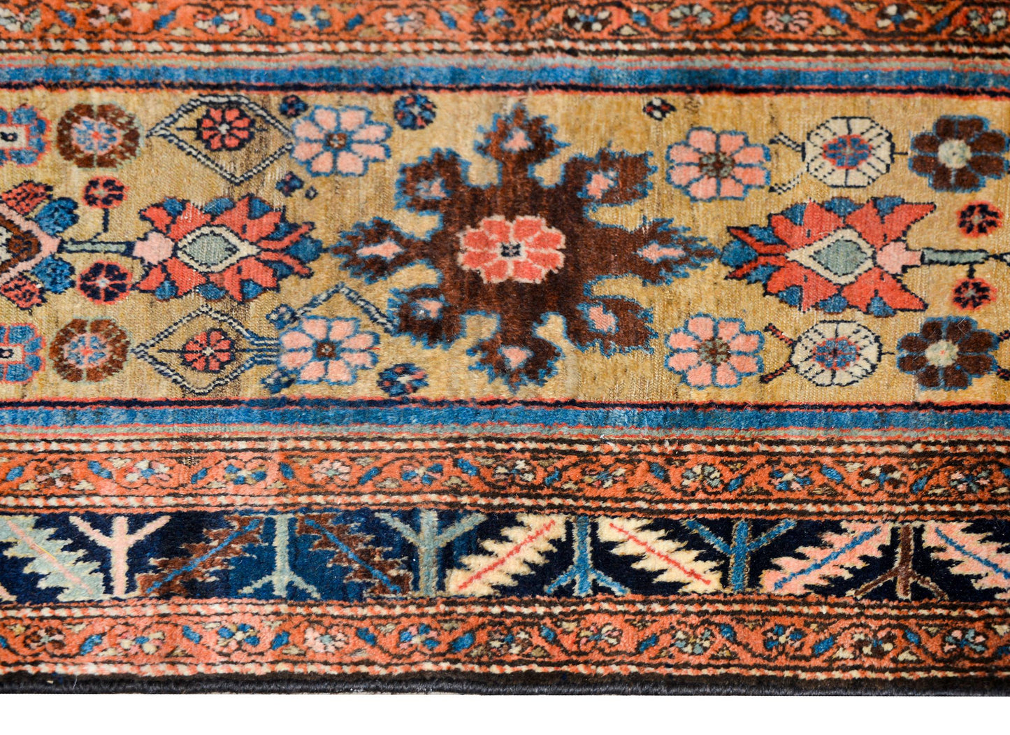 Early 20th Century Persian Malayer Rug For Sale