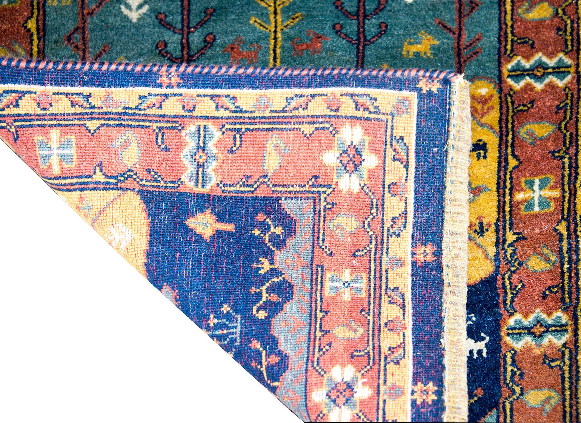 Mid-20th Century Persian Bidjar Pictorial Rug For Sale