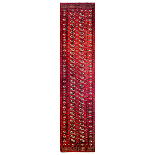 Gorgeous Mid-20th Century Bokhara Rug For Sale