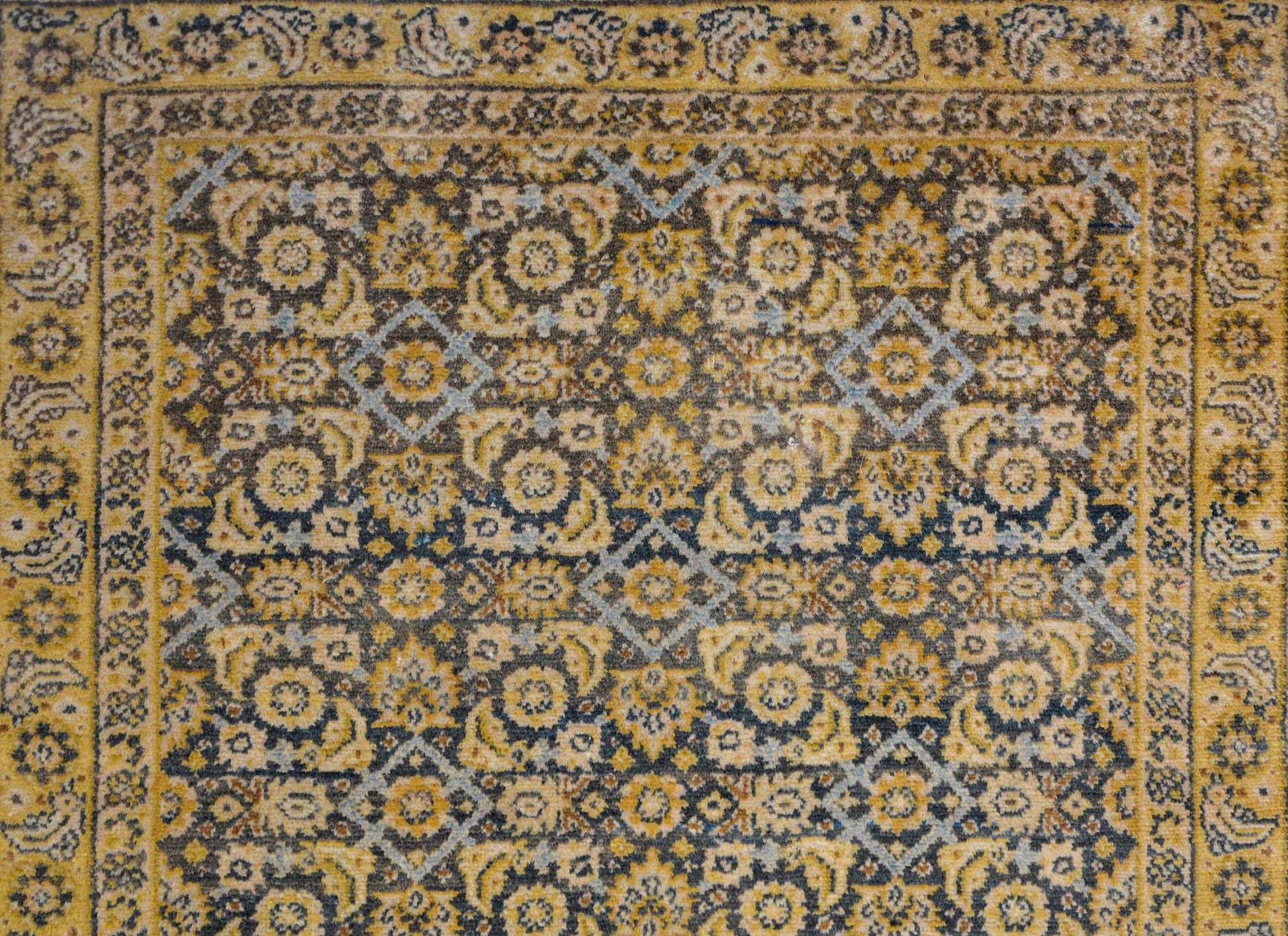 Early 20th Century Senneh Rug For Sale