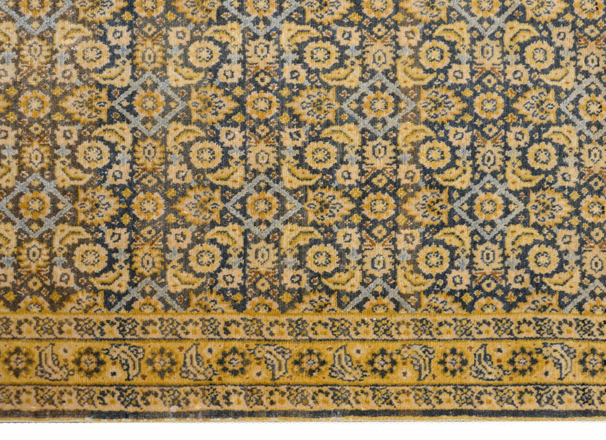 Early 20th Century Senneh Rug For Sale