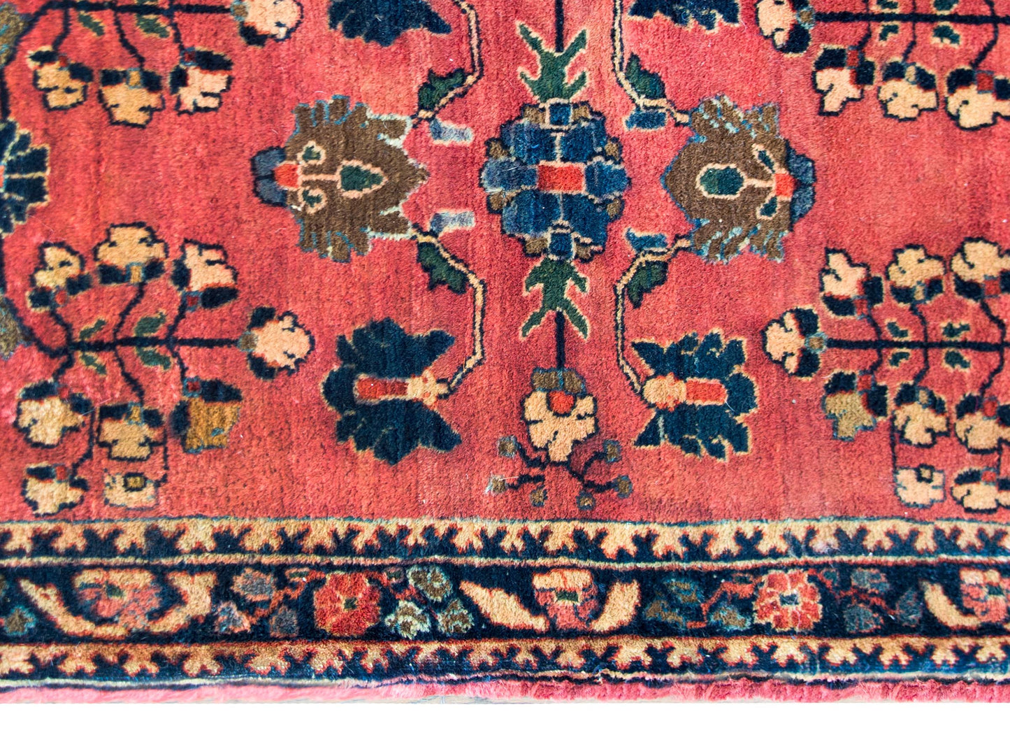 Early 20th Century Persian Sarouk  For Sale