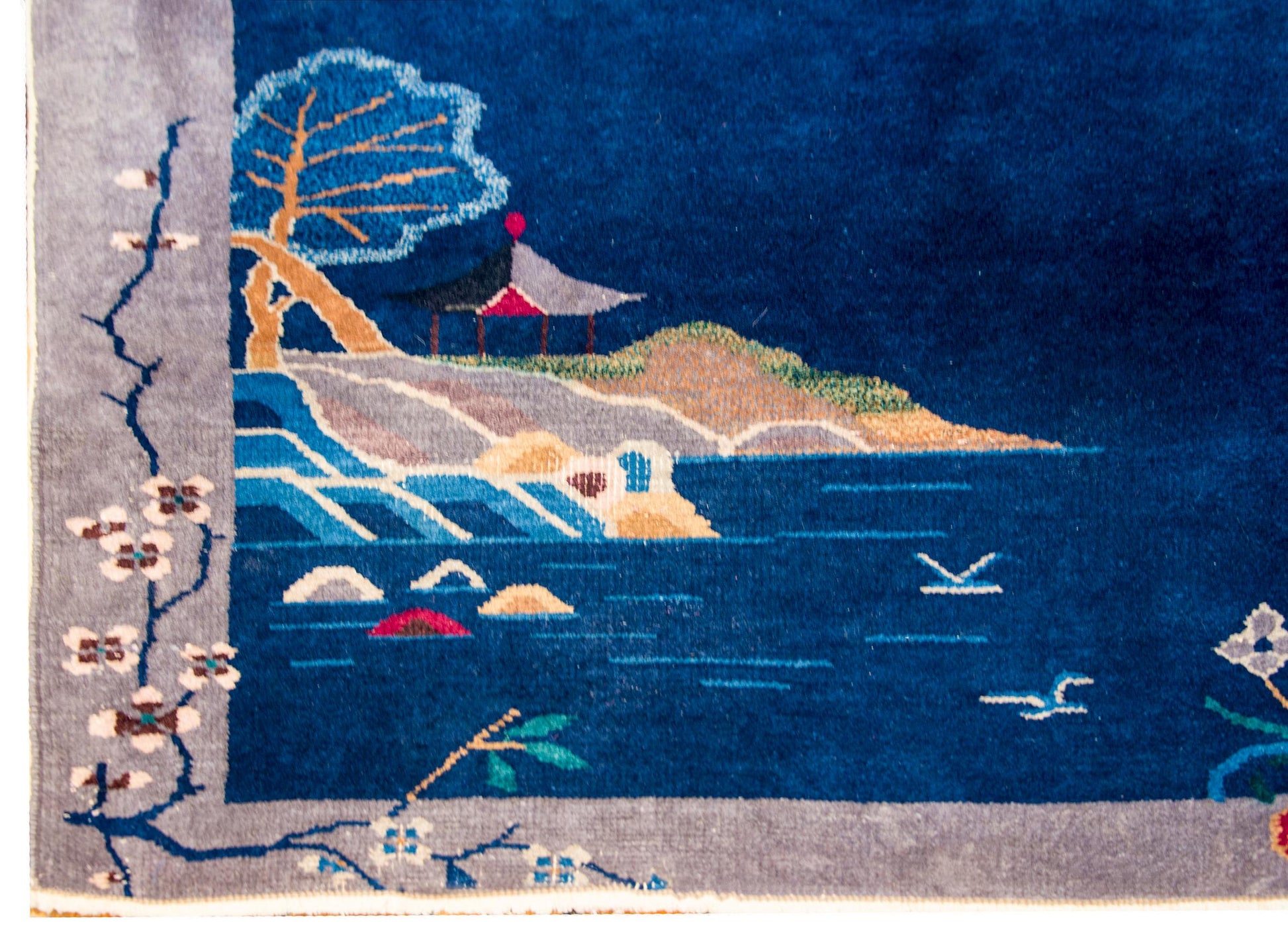Early 20th Century Antique Art Deco Rug For Sale
