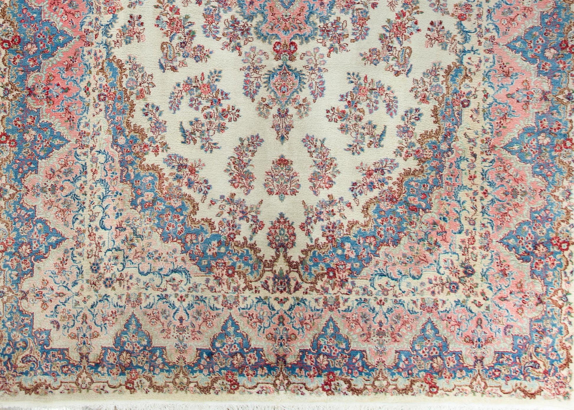 Early 20th Century Persian Kirman Rug For Sale