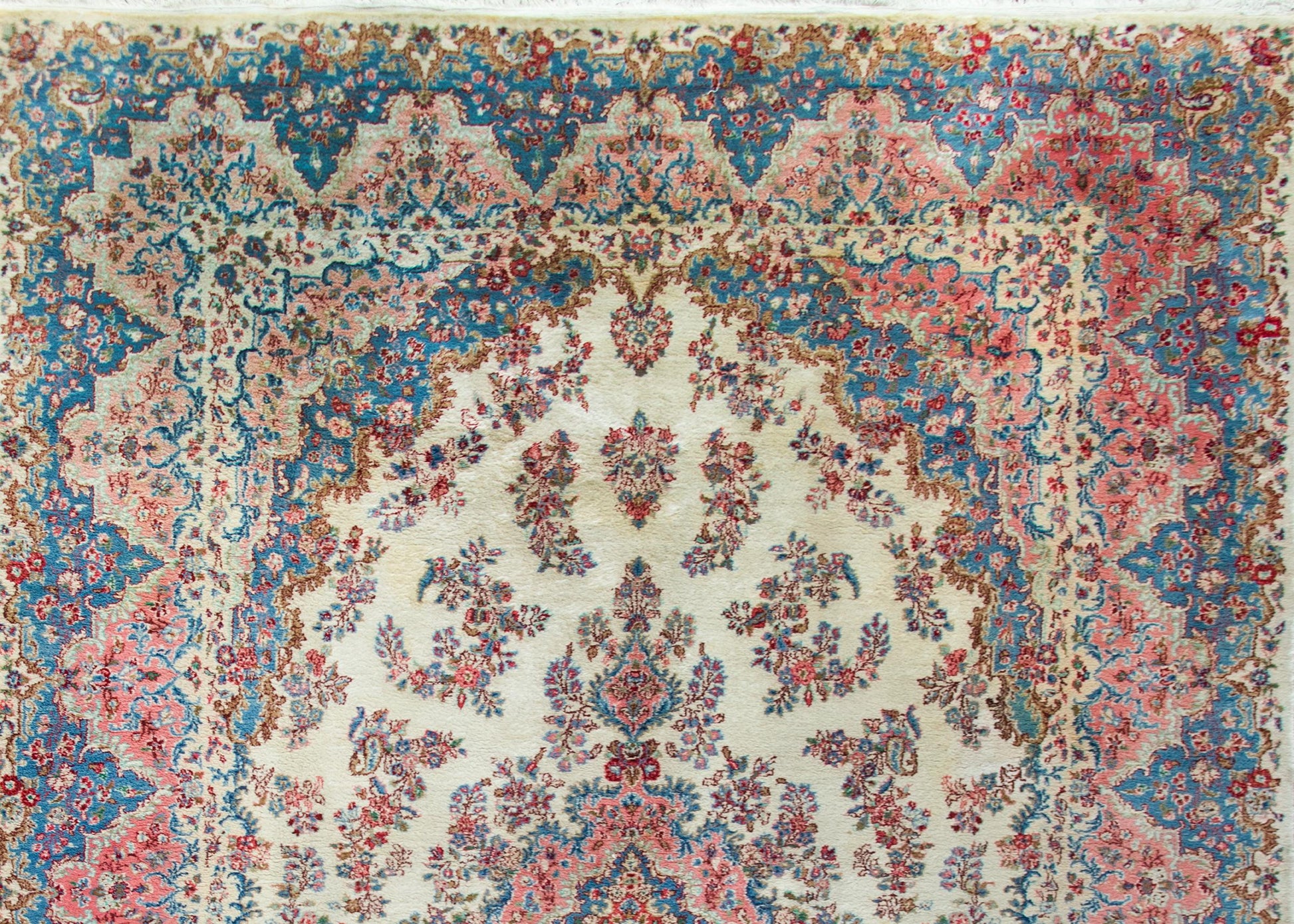 Early 20th Century Persian Kirman Rug For Sale