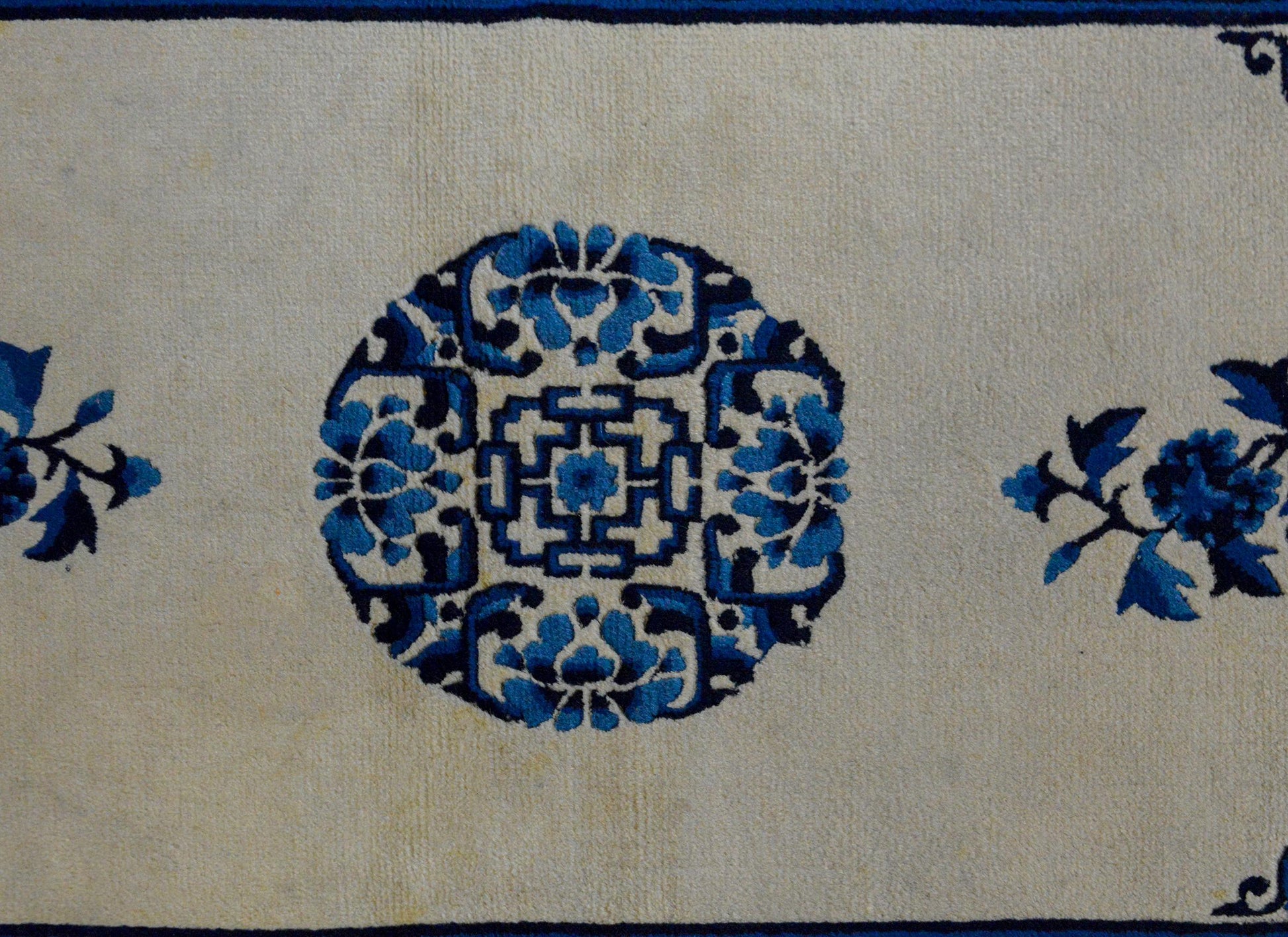 Early 20th Century Peking Rug For Sale