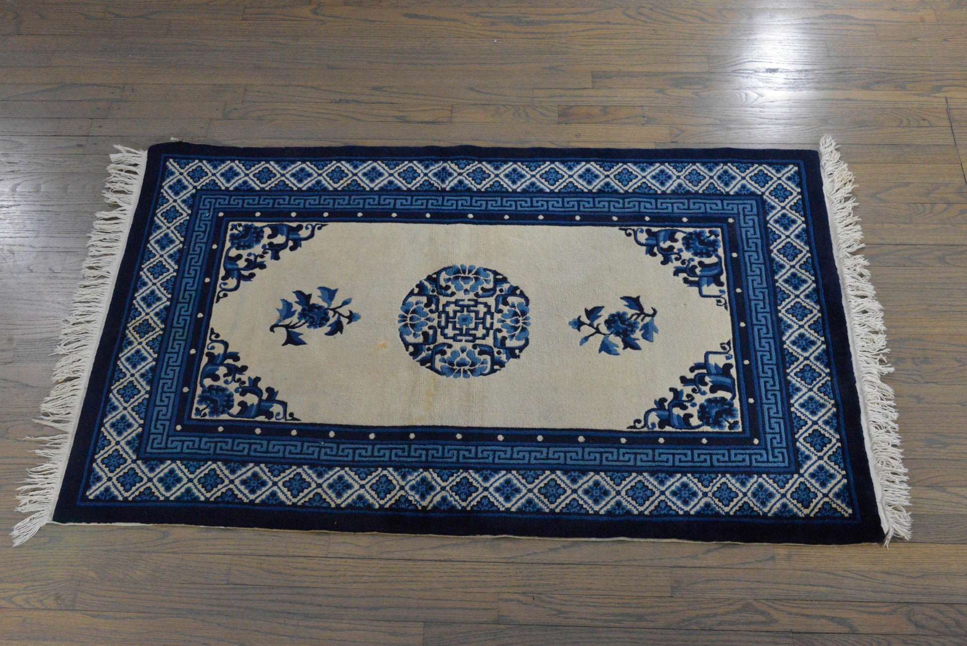 Early 20th Century Peking Rug For Sale