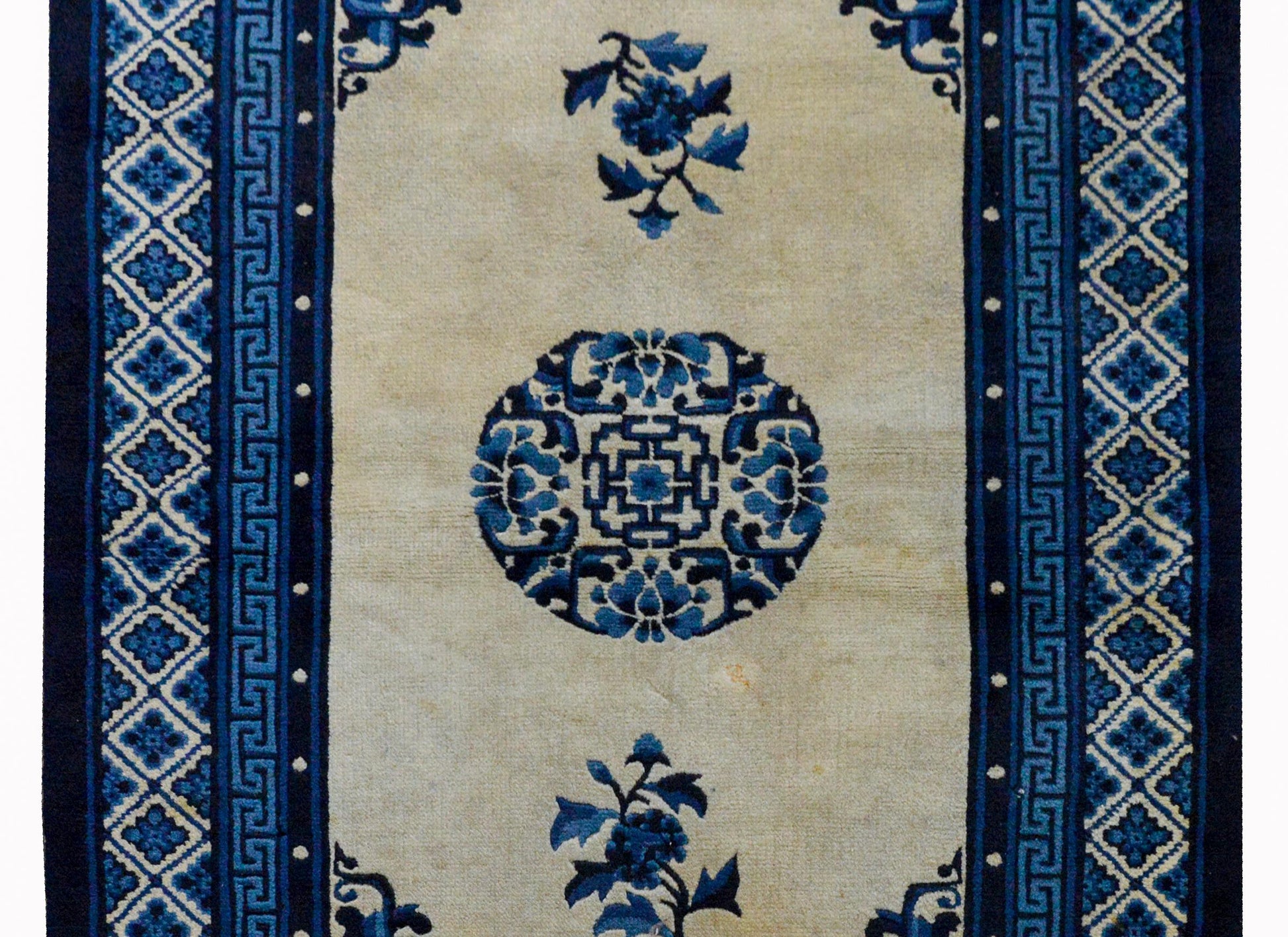 Early 20th Century Peking Rug For Sale
