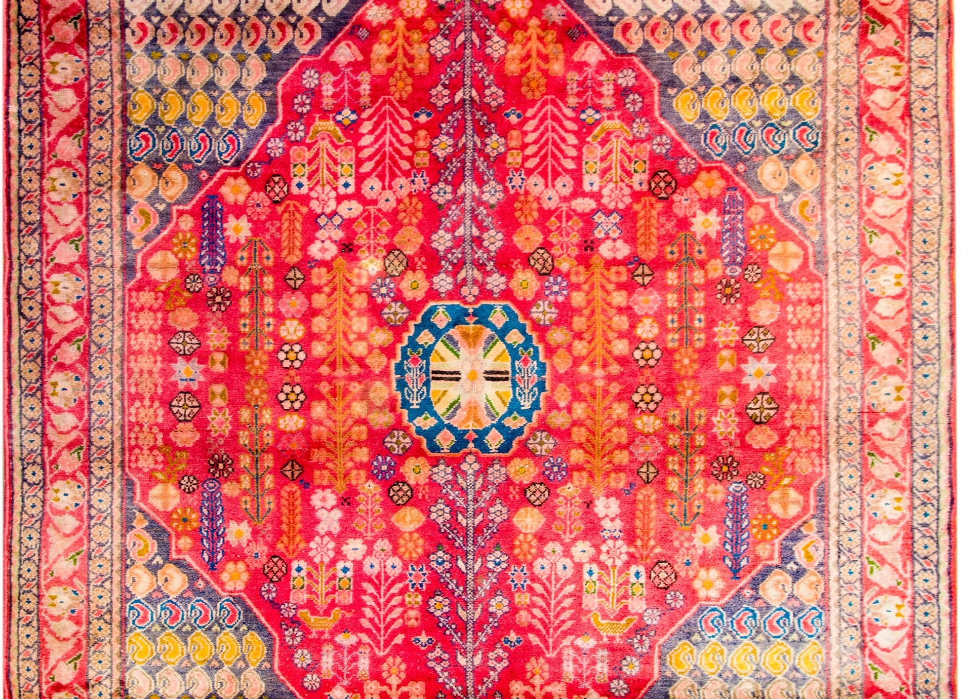 Wonderful Mid-20th Century Arak Rug For Sale