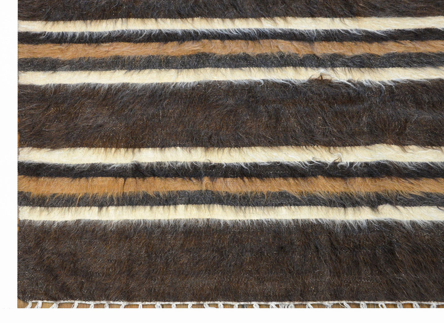 Fantastic Vintage Turkish Siirt Rug For Sale