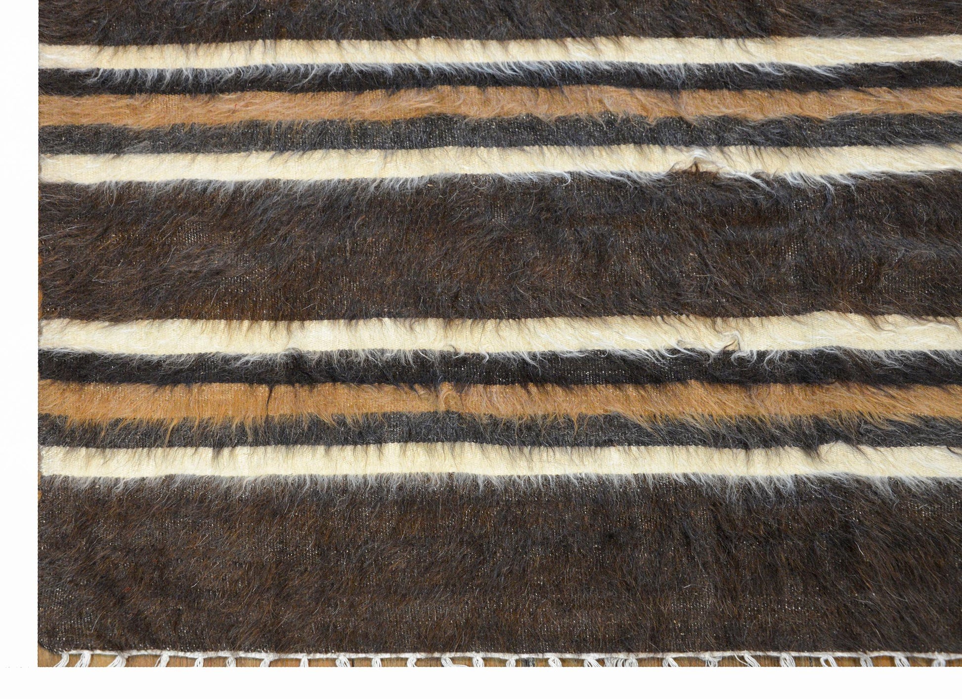 Fantastic Vintage Turkish Siirt Rug For Sale