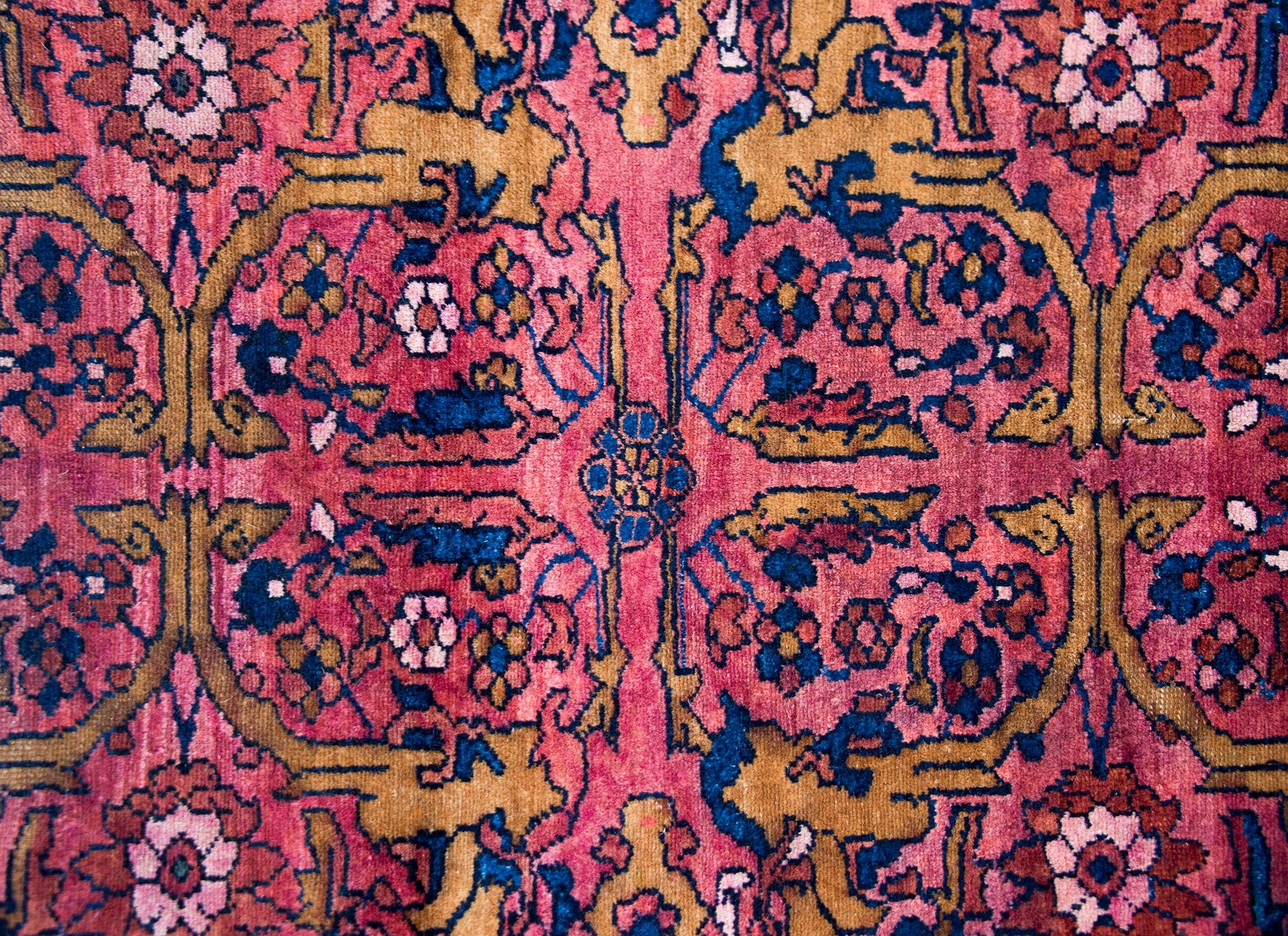 Early 20th Century Persian Lilihan Rug For Sale